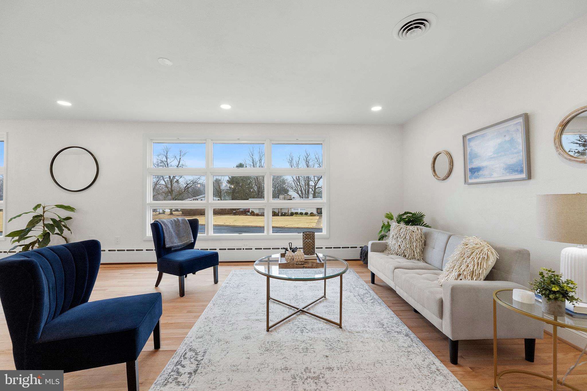 BALDWIN HILLS - Residential