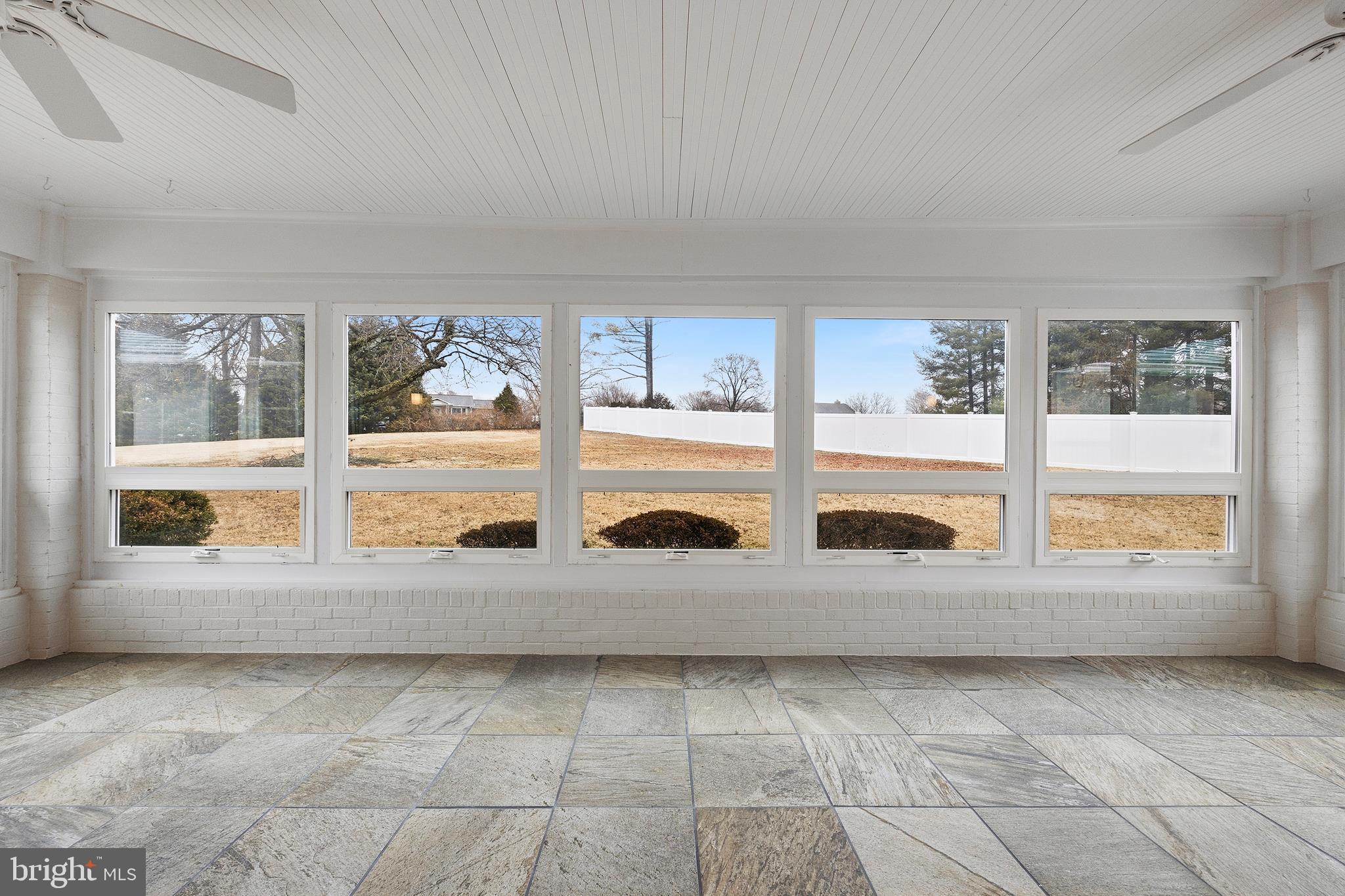 BALDWIN HILLS - Residential