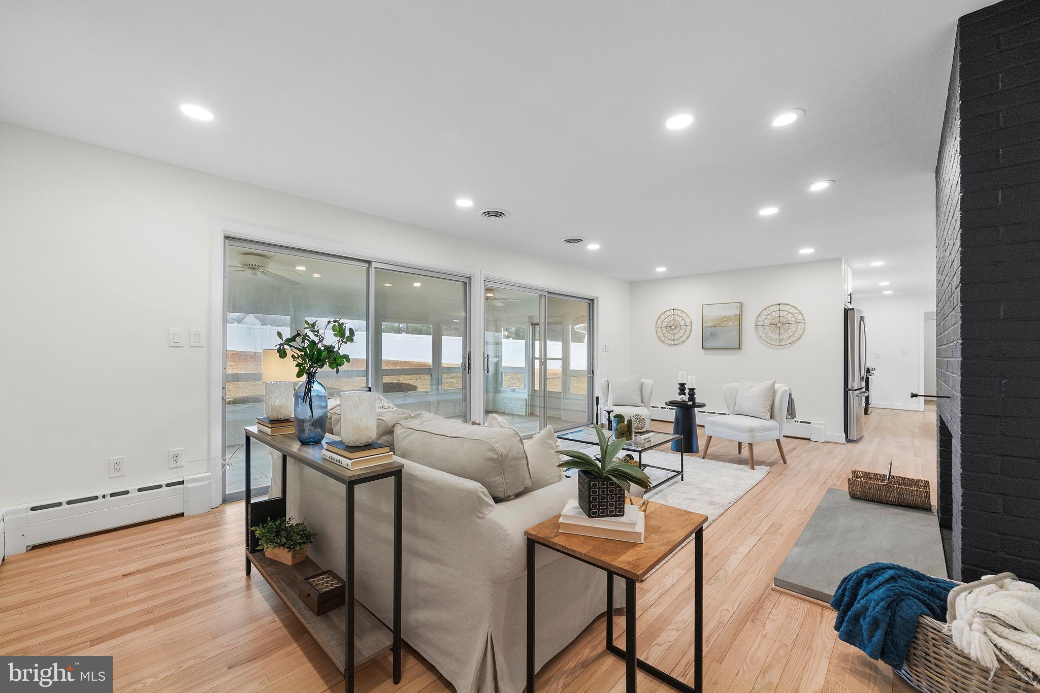 BALDWIN HILLS - Residential