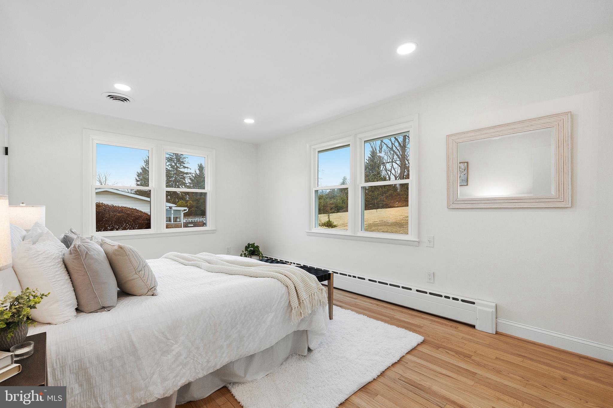 BALDWIN HILLS - Residential