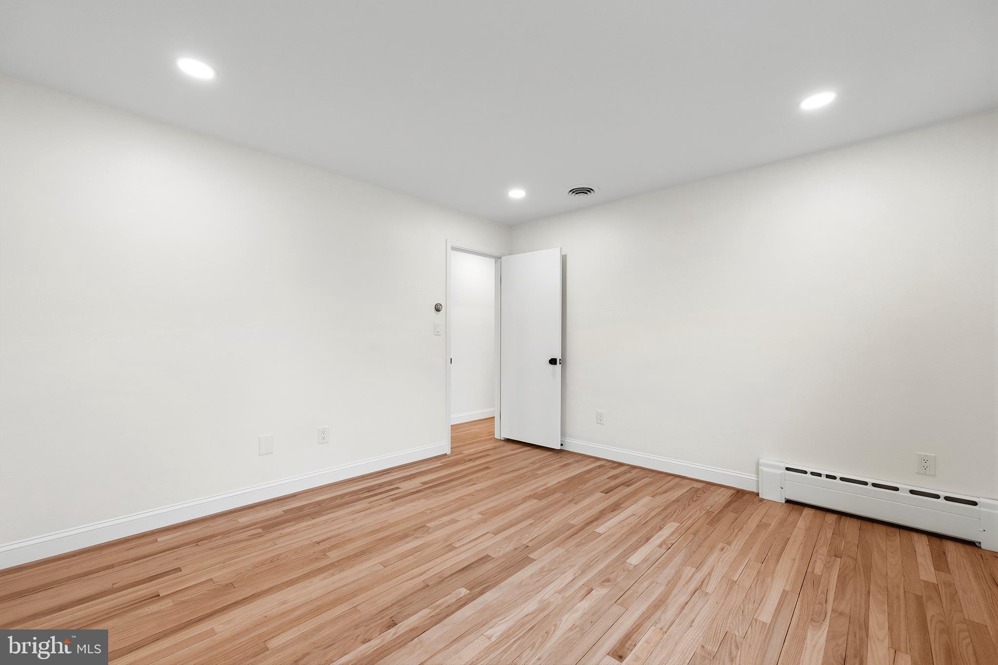 BALDWIN HILLS - Residential