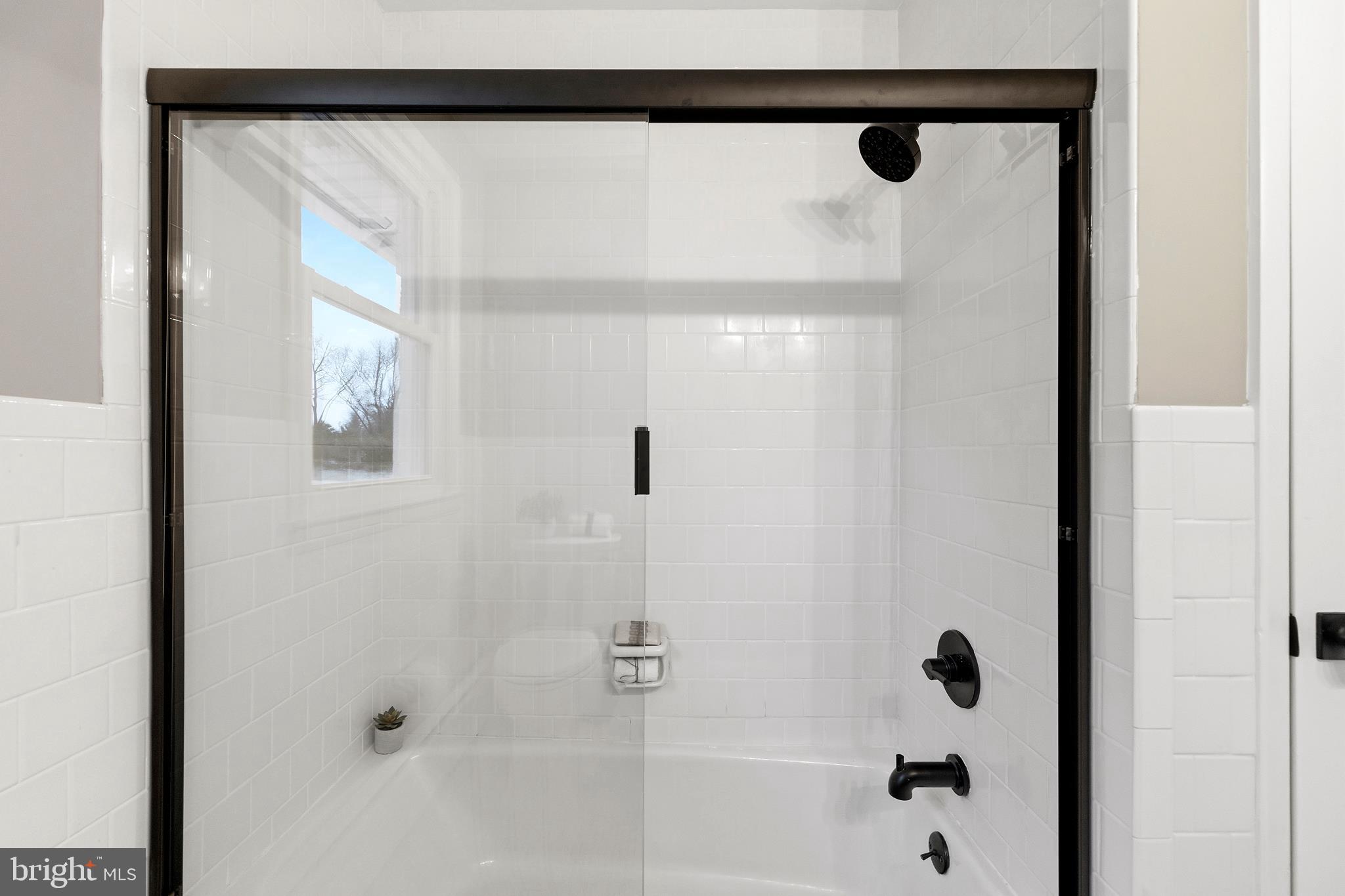 BALDWIN HILLS - Residential