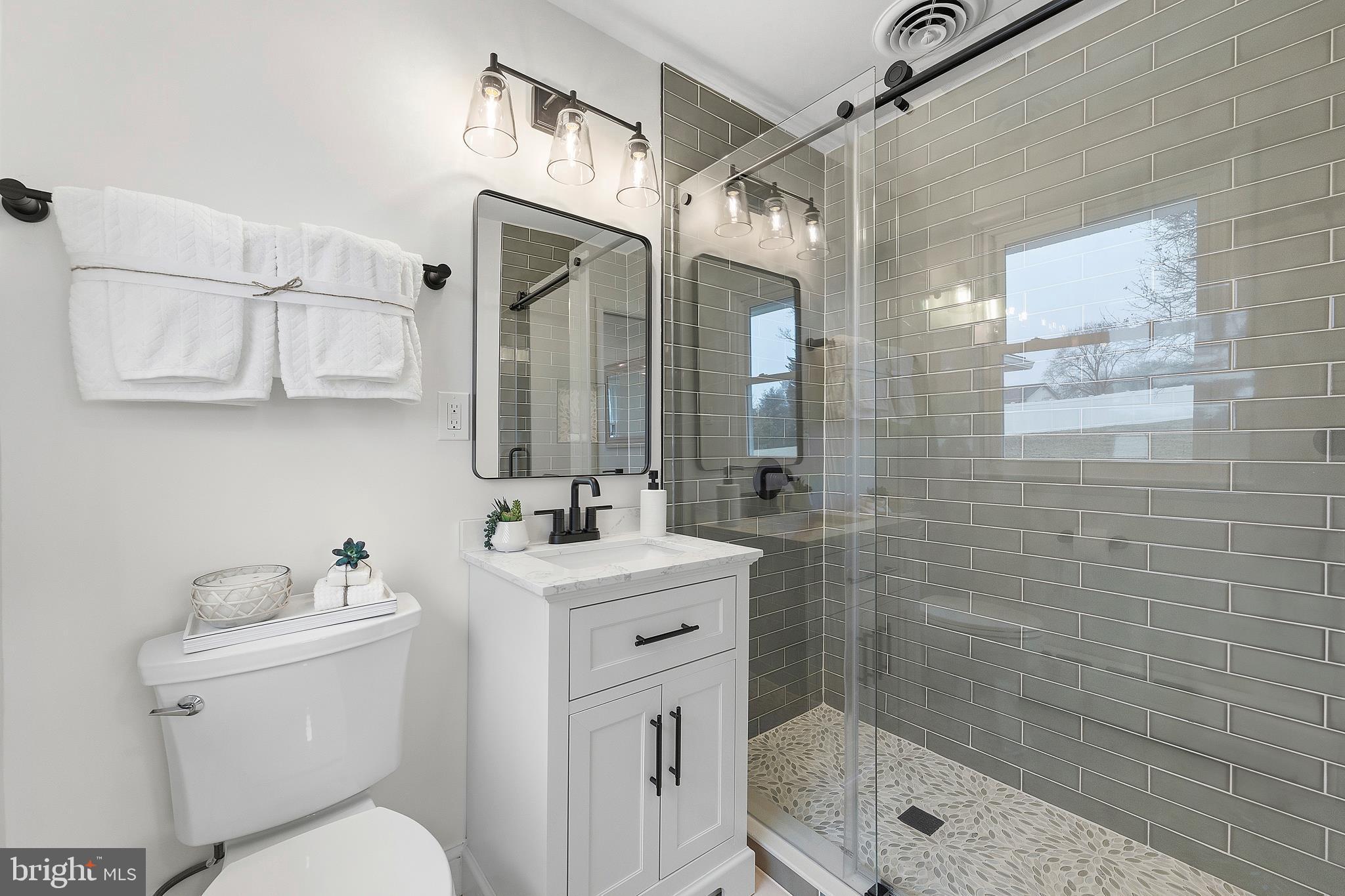 BALDWIN HILLS - Residential