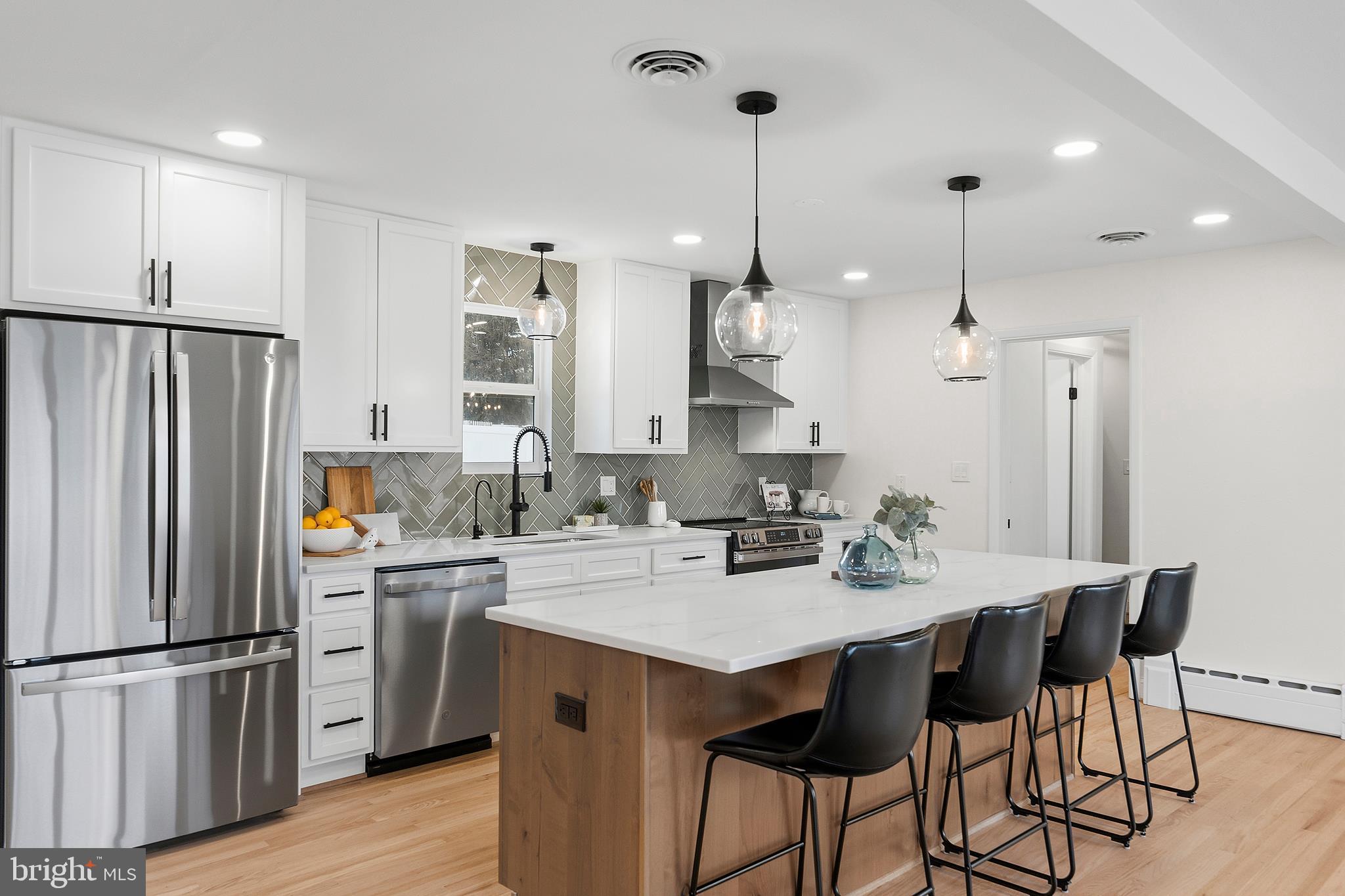 BALDWIN HILLS - Residential