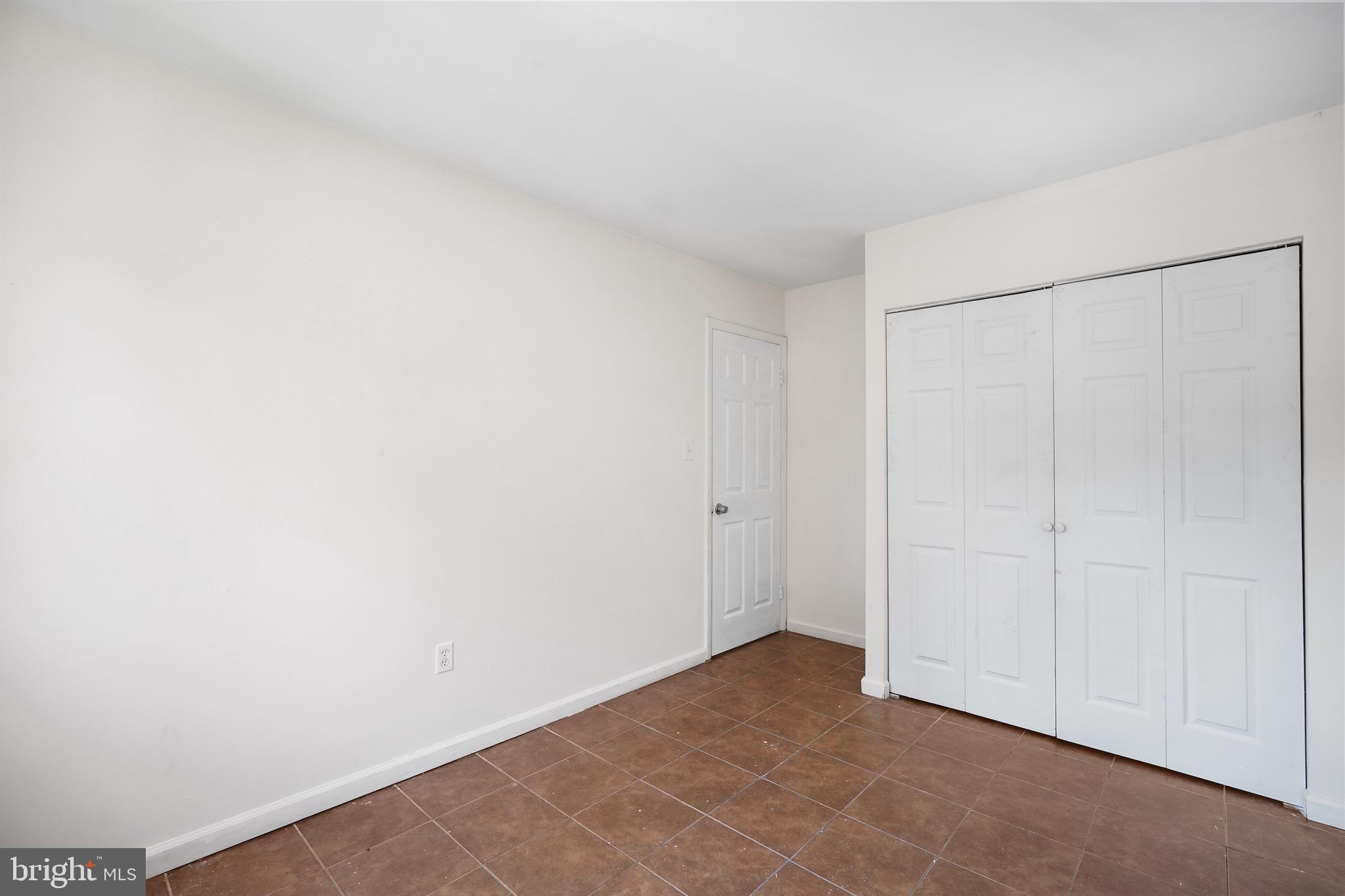 LAKE RIDGE - Residential Lease