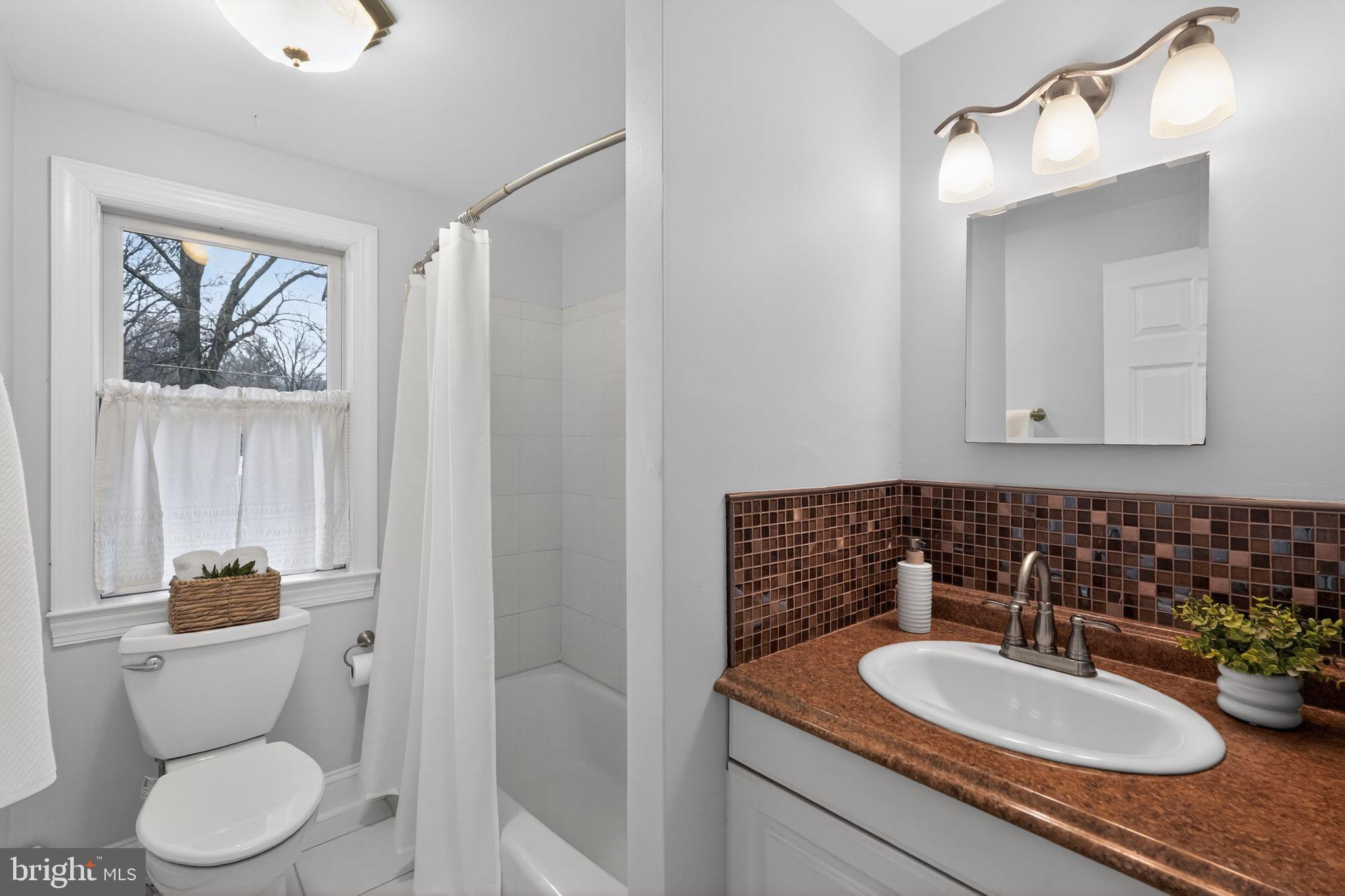 PENN BROOKE - Residential