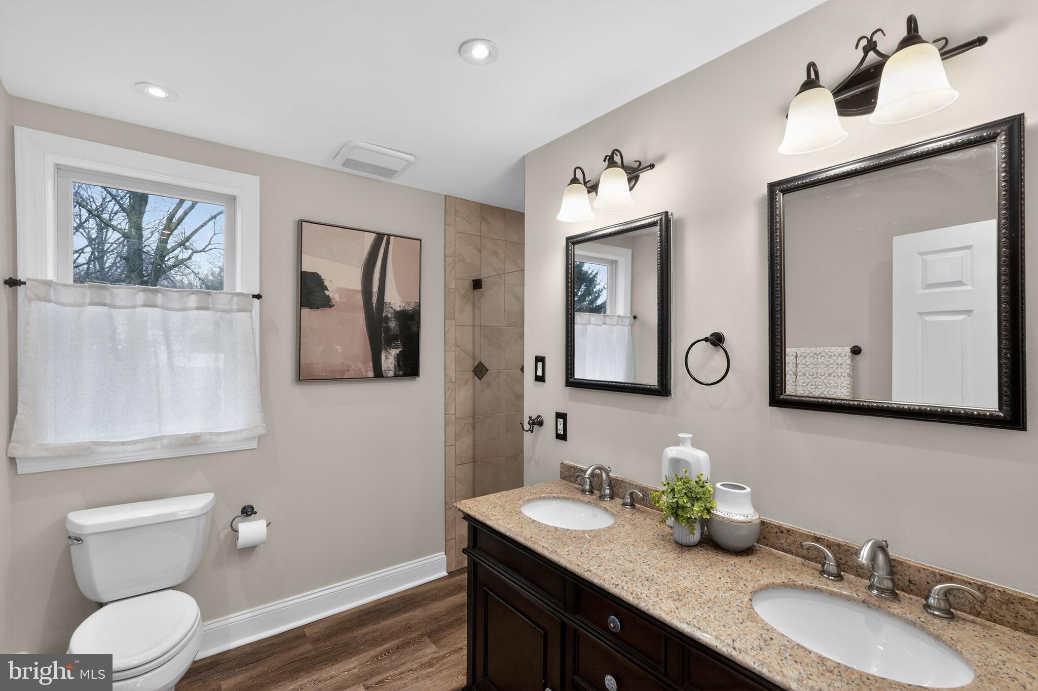 PENN BROOKE - Residential