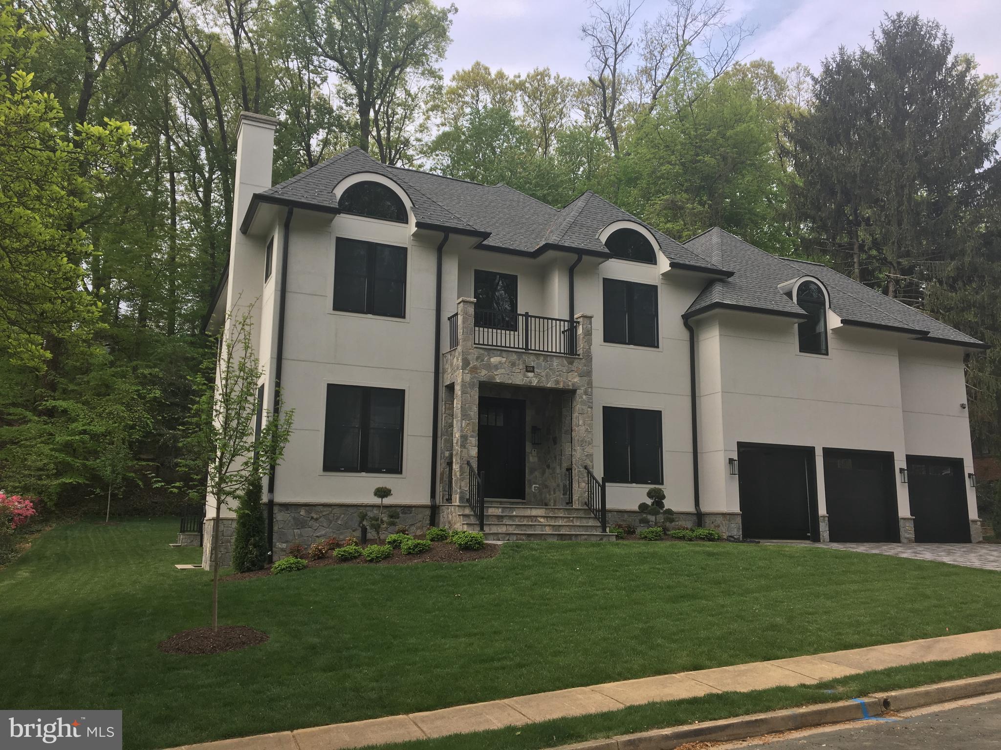 WOODLAND ACRES - Residential