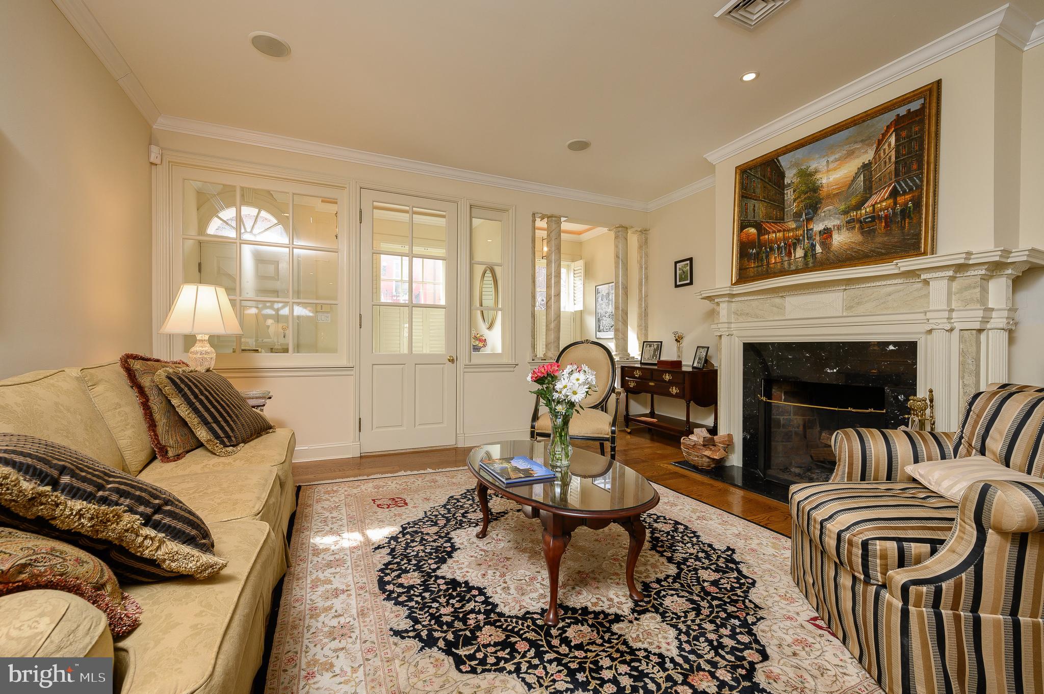 SOCIETY HILL - Residential