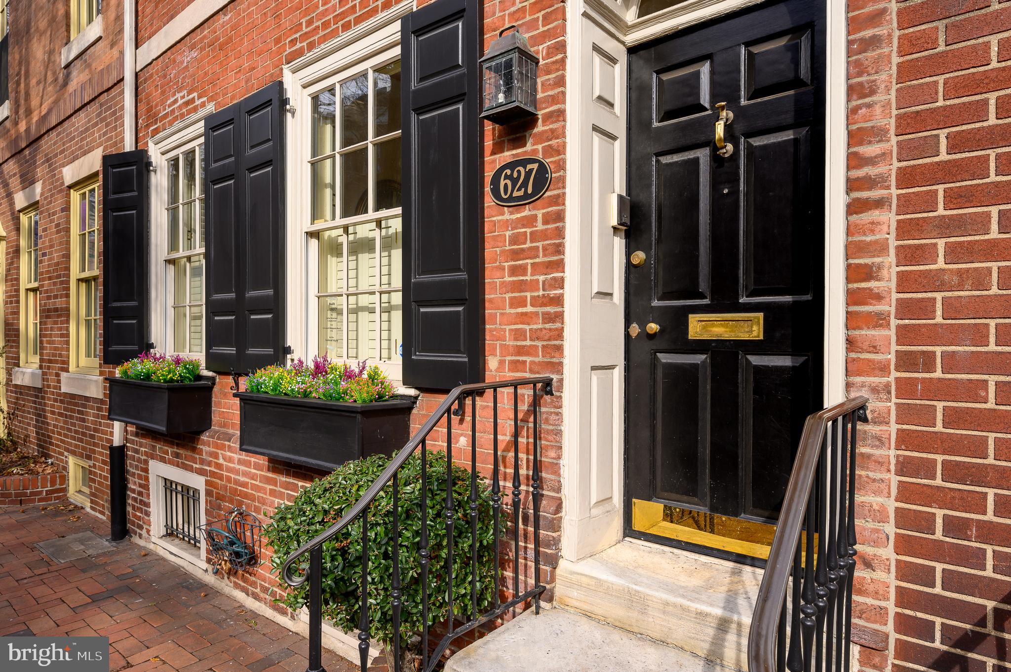 SOCIETY HILL - Residential