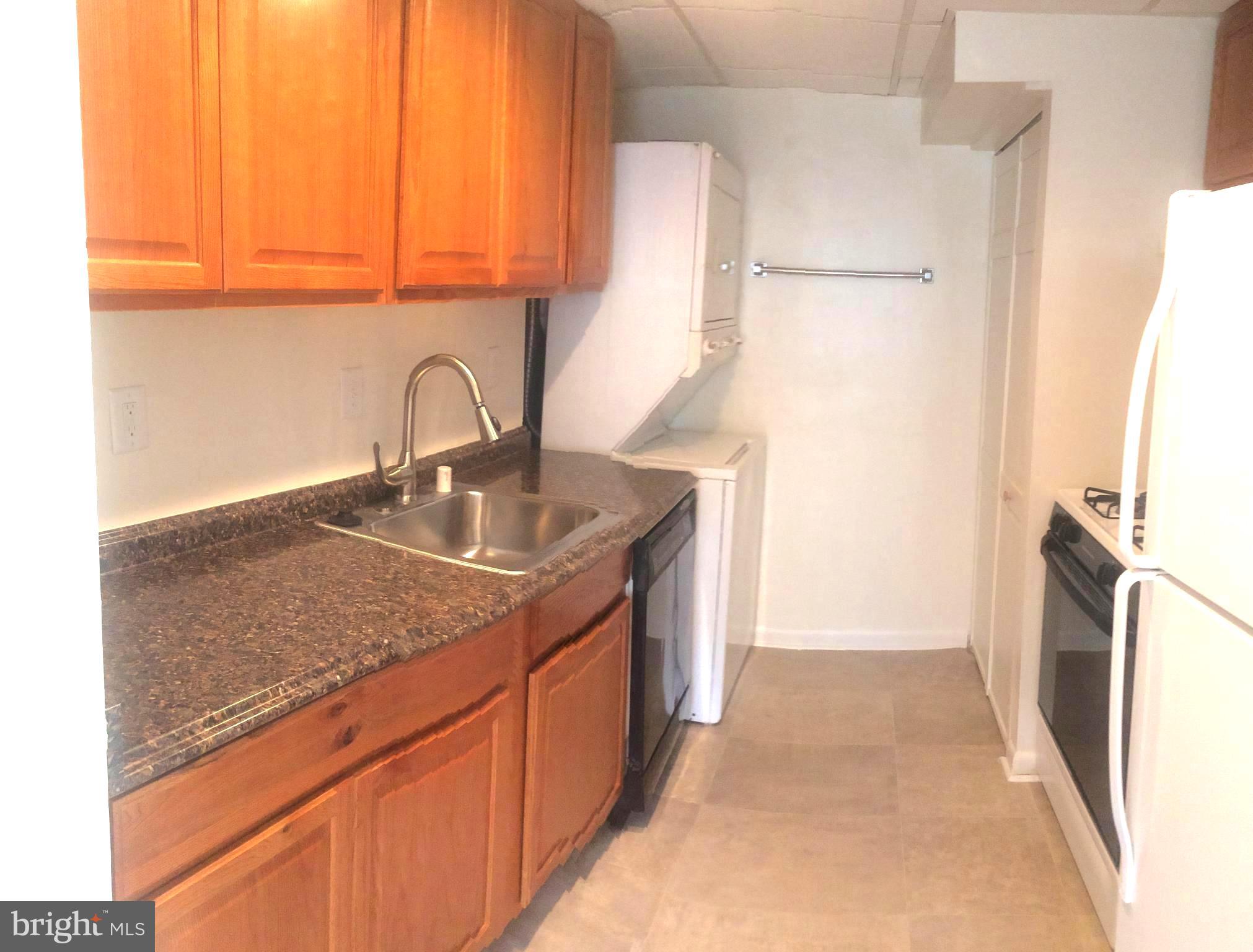 KINGS COURT - Residential