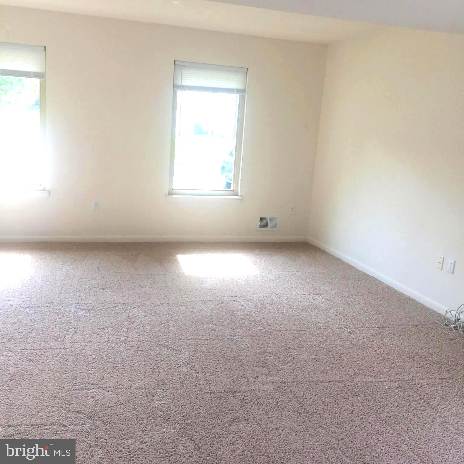 KINGS COURT - Residential