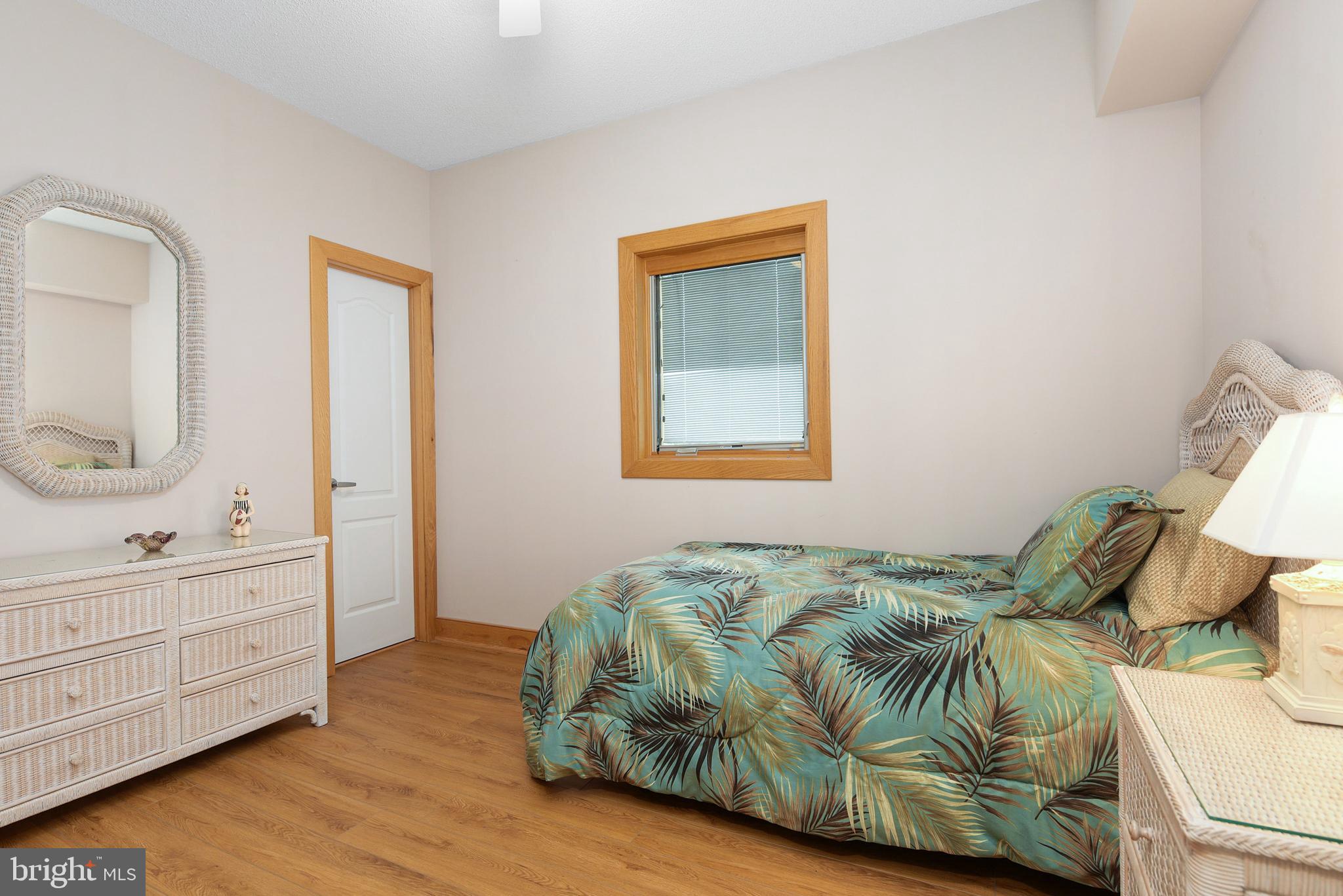 BACK BAY COVE - Residential