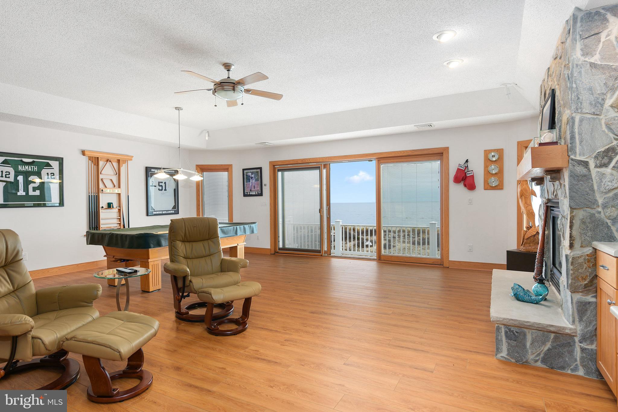 BACK BAY COVE - Residential