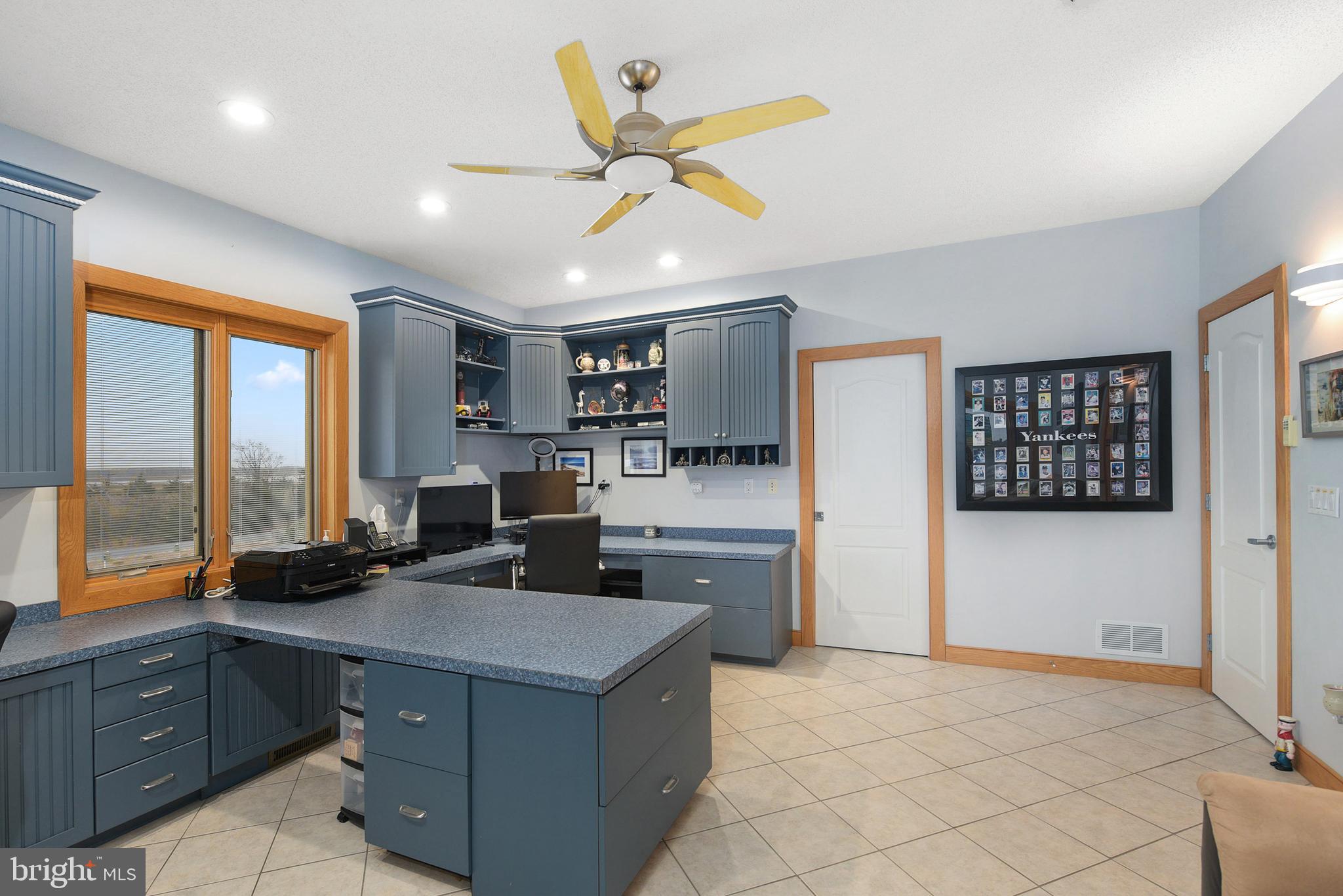 BACK BAY COVE - Residential