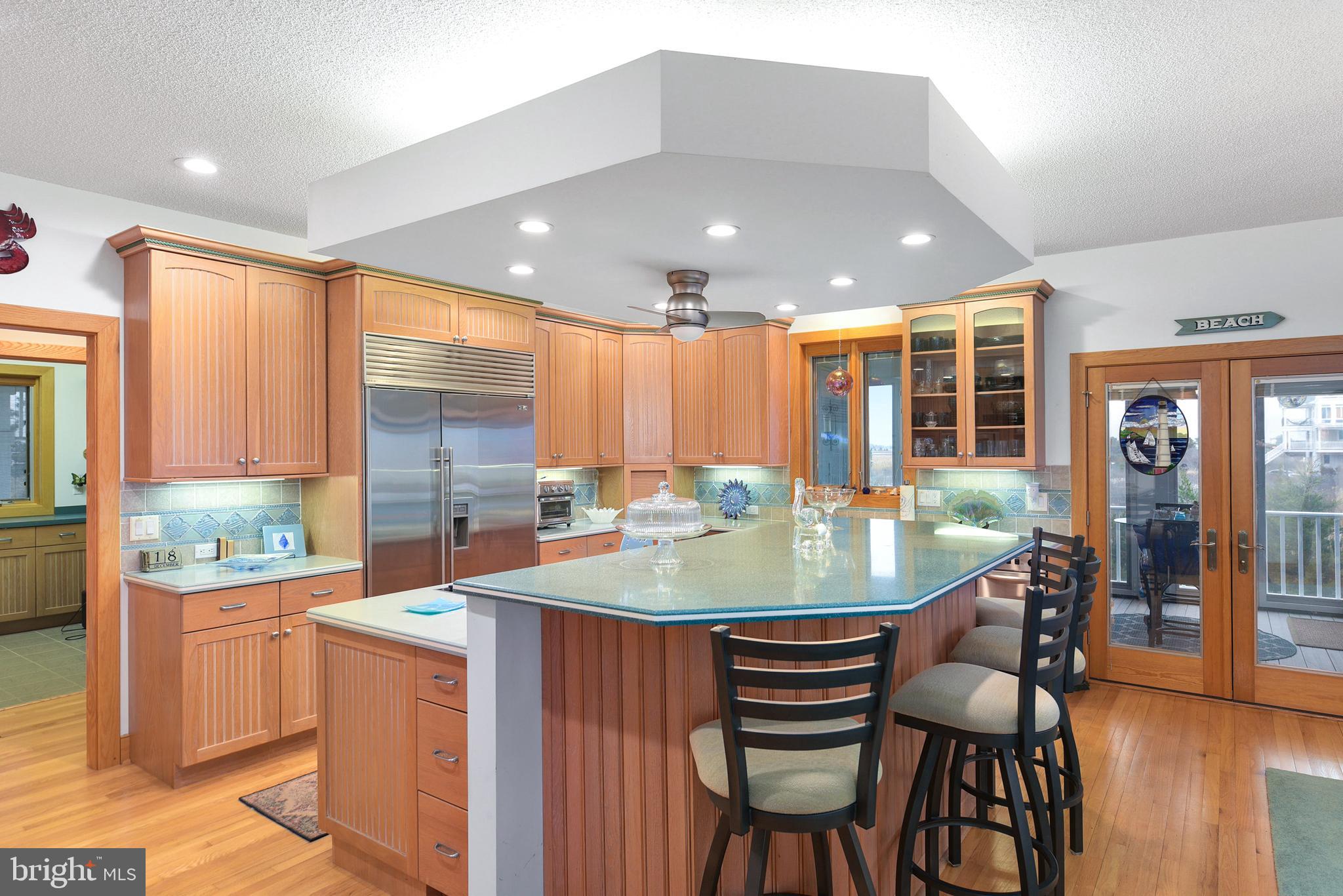 BACK BAY COVE - Residential