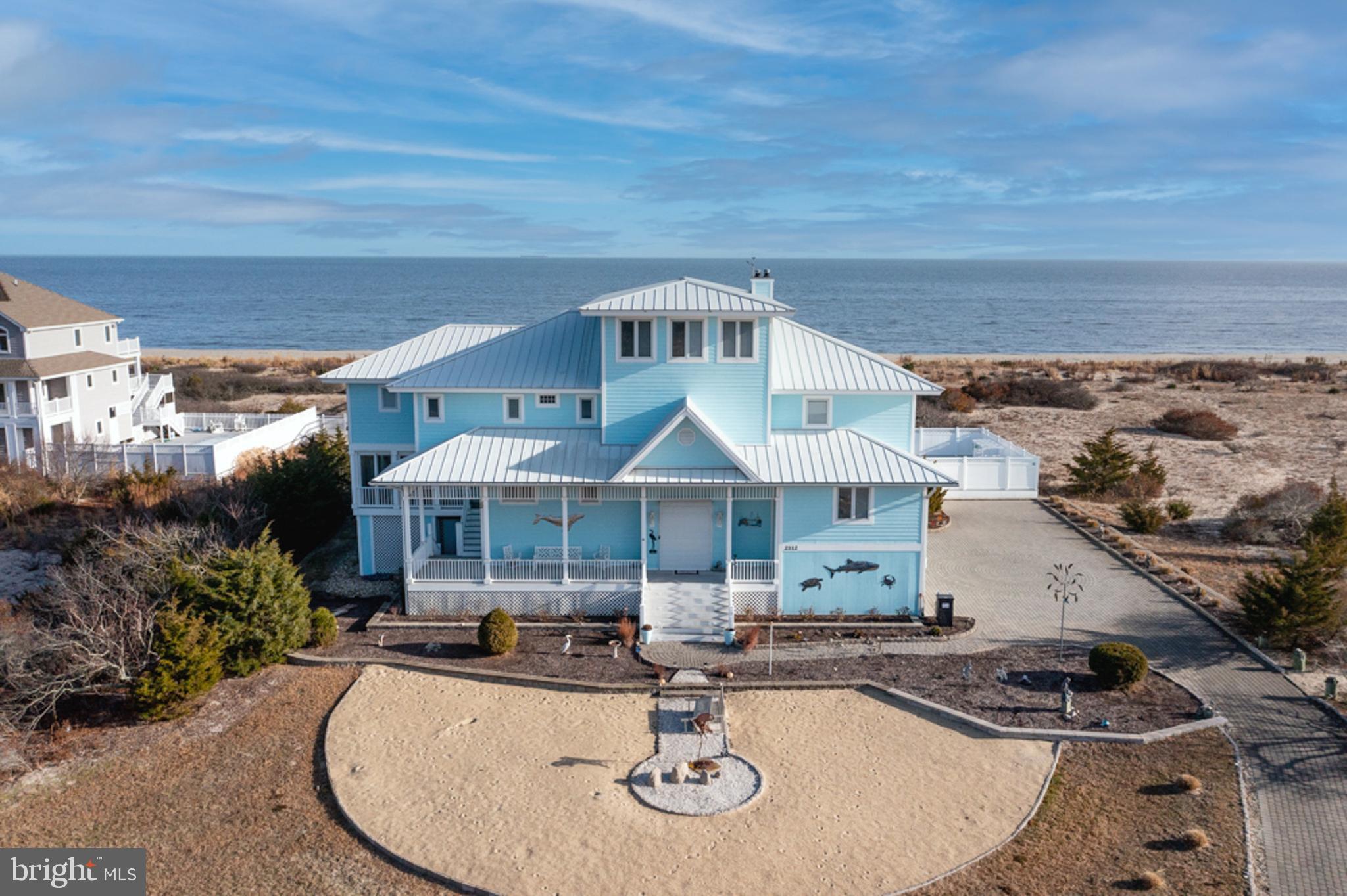 BACK BAY COVE - Residential