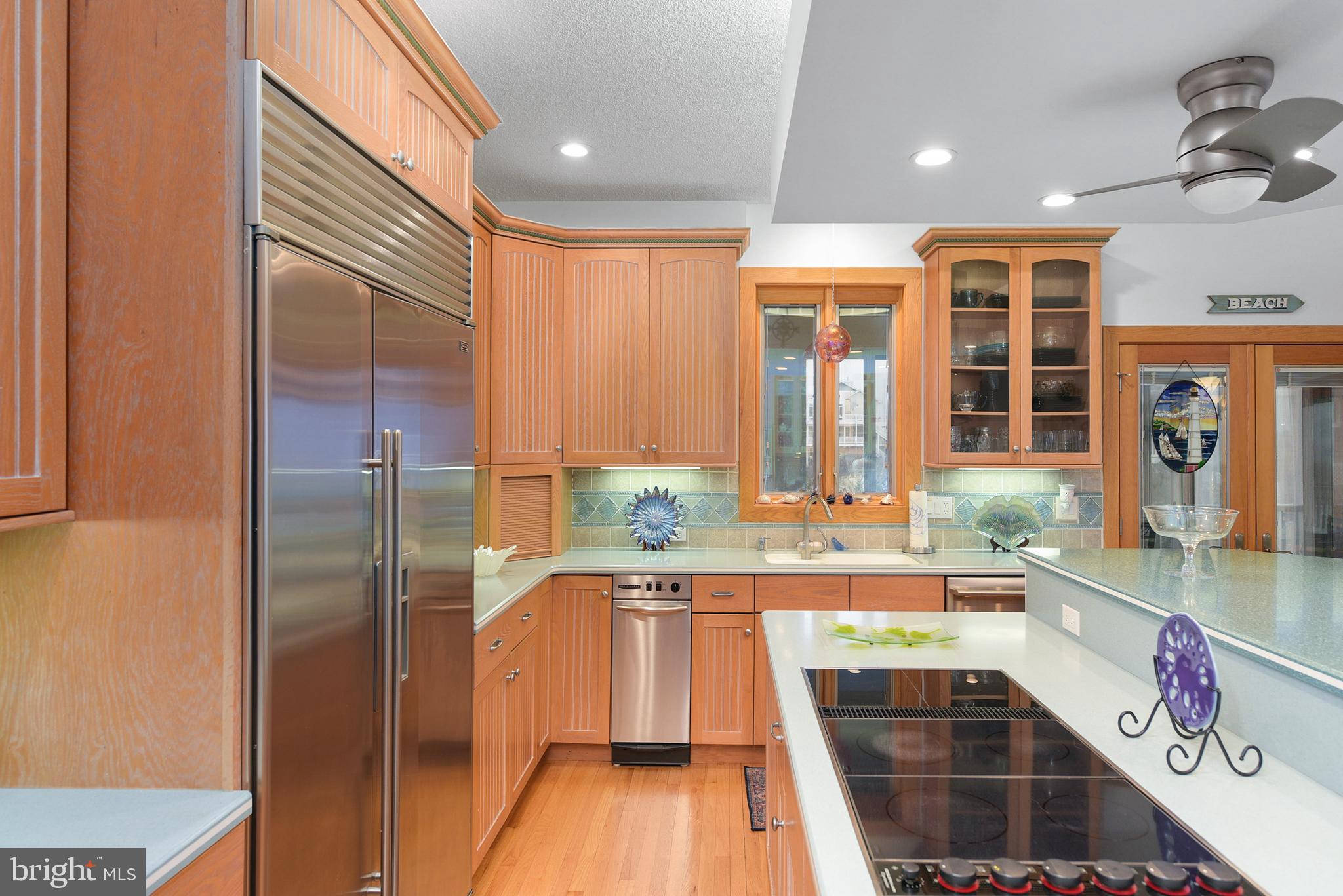 BACK BAY COVE - Residential