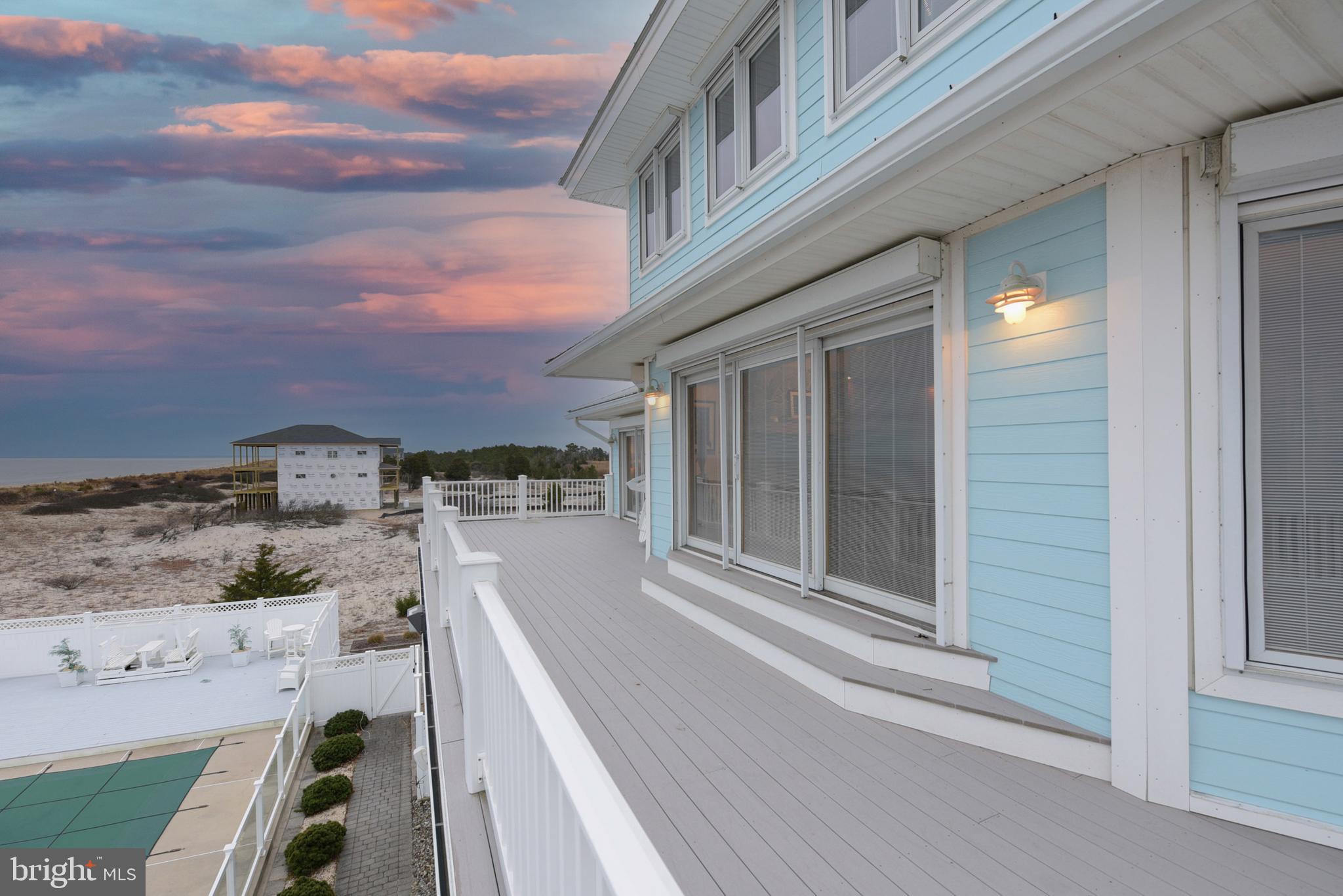 BACK BAY COVE - Residential