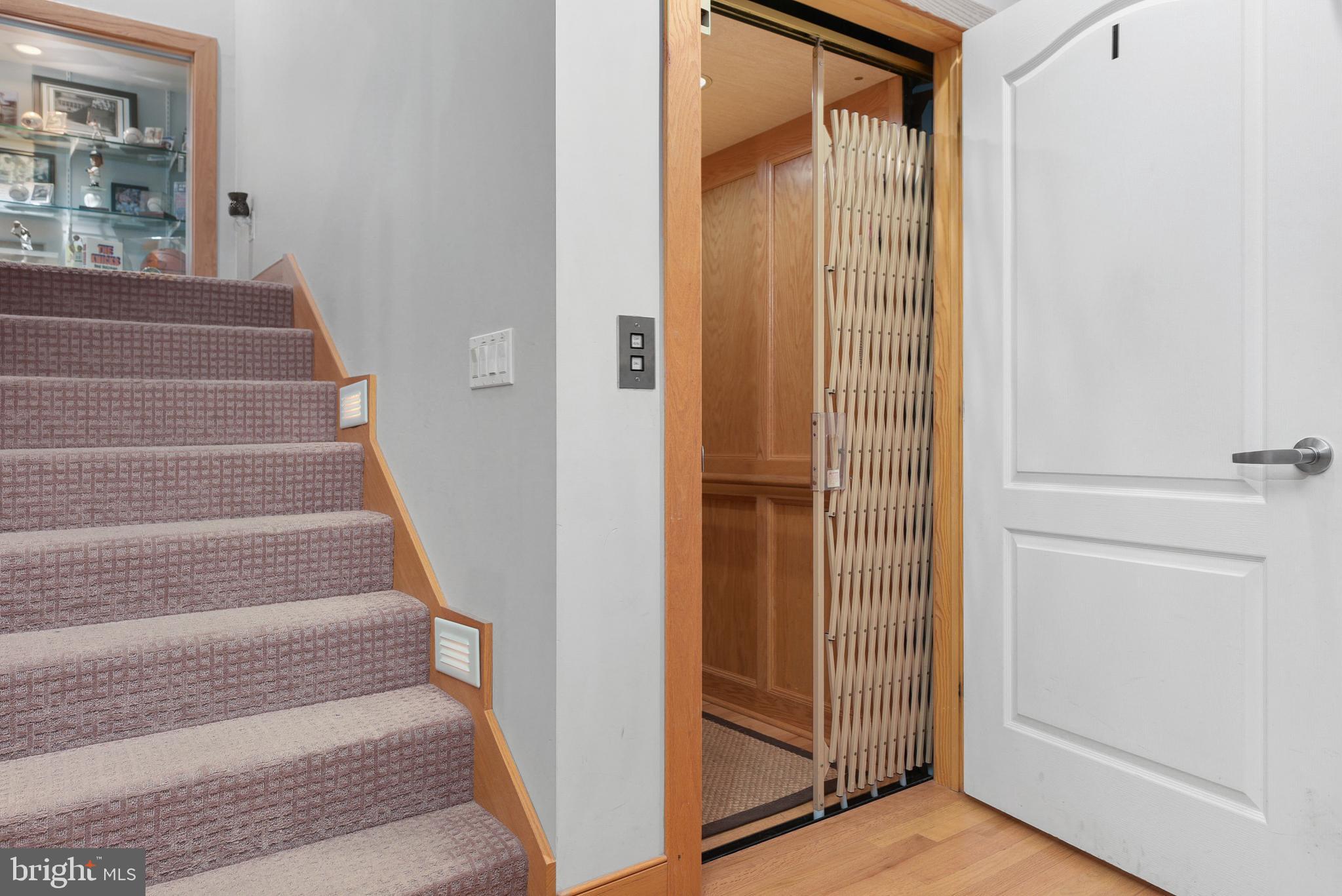 BACK BAY COVE - Residential