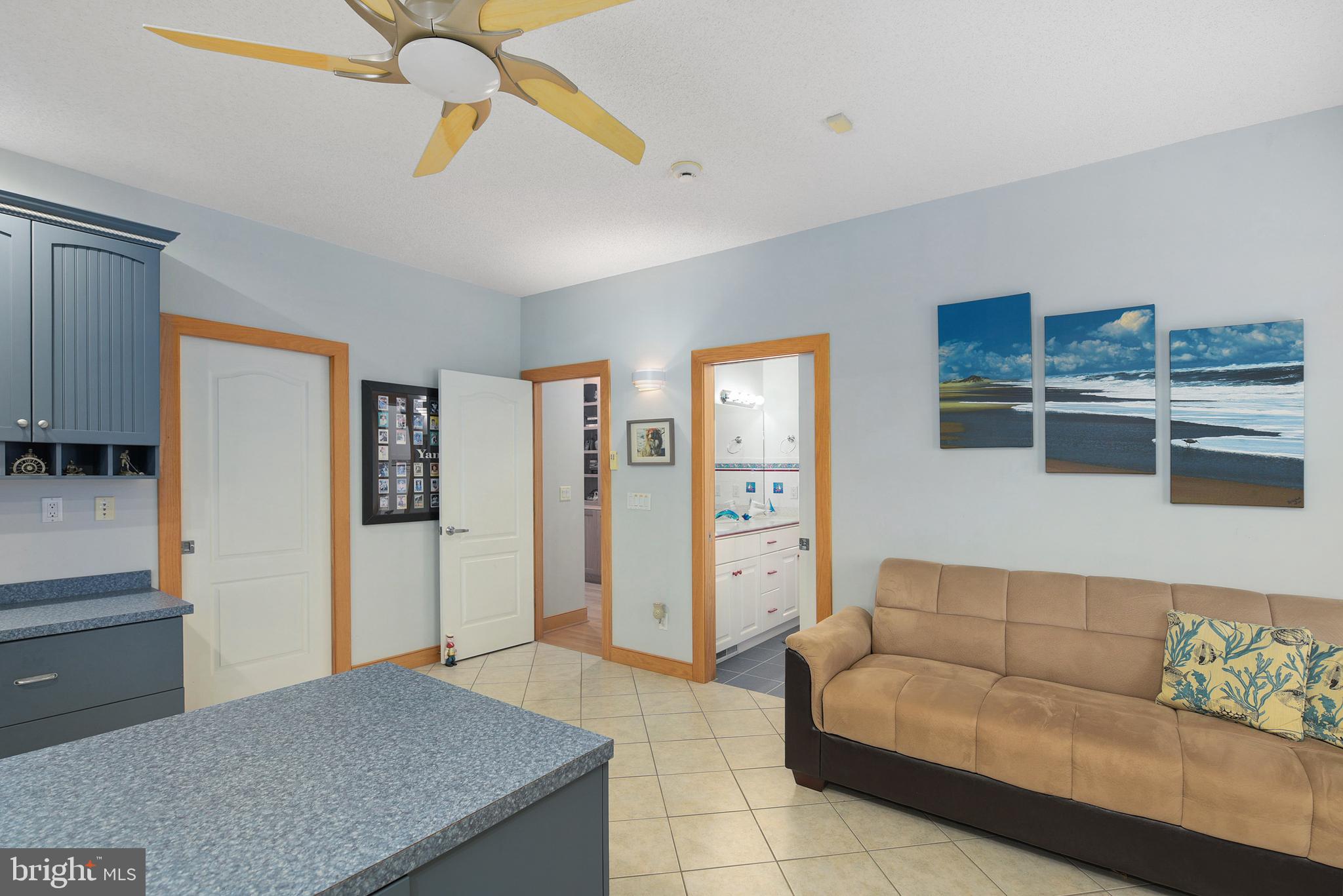 BACK BAY COVE - Residential