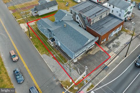 Photo of 1606 Route 130, BURLINGTON, NJ 08016 (MLS # NJBL2101318)