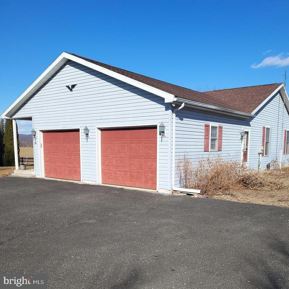 89 SNYDER ROAD