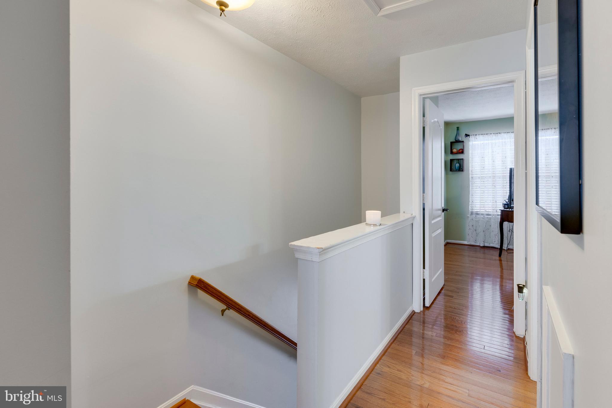 SOUTH HAMPTON - Residential