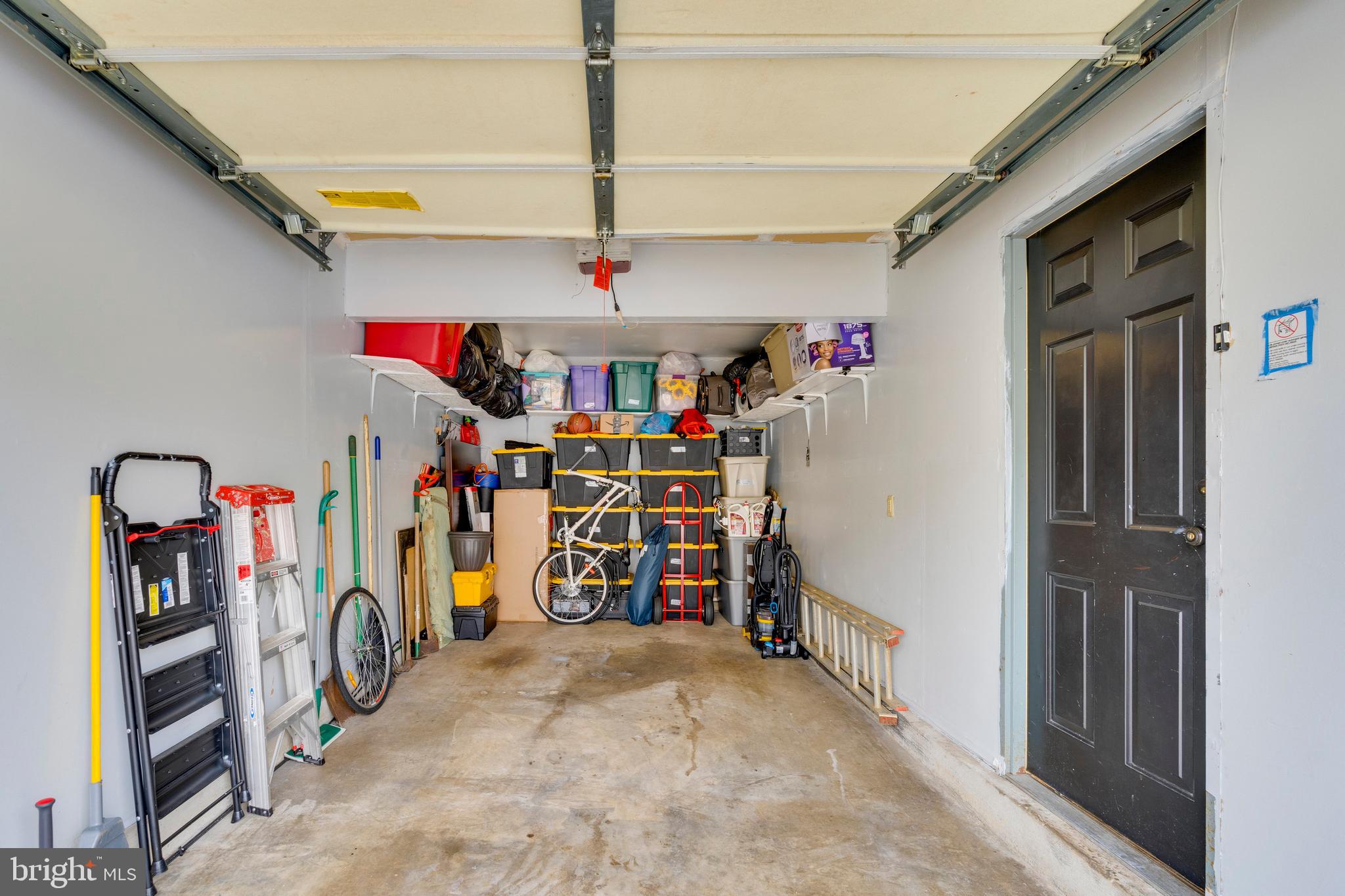 SOUTH HAMPTON - Residential