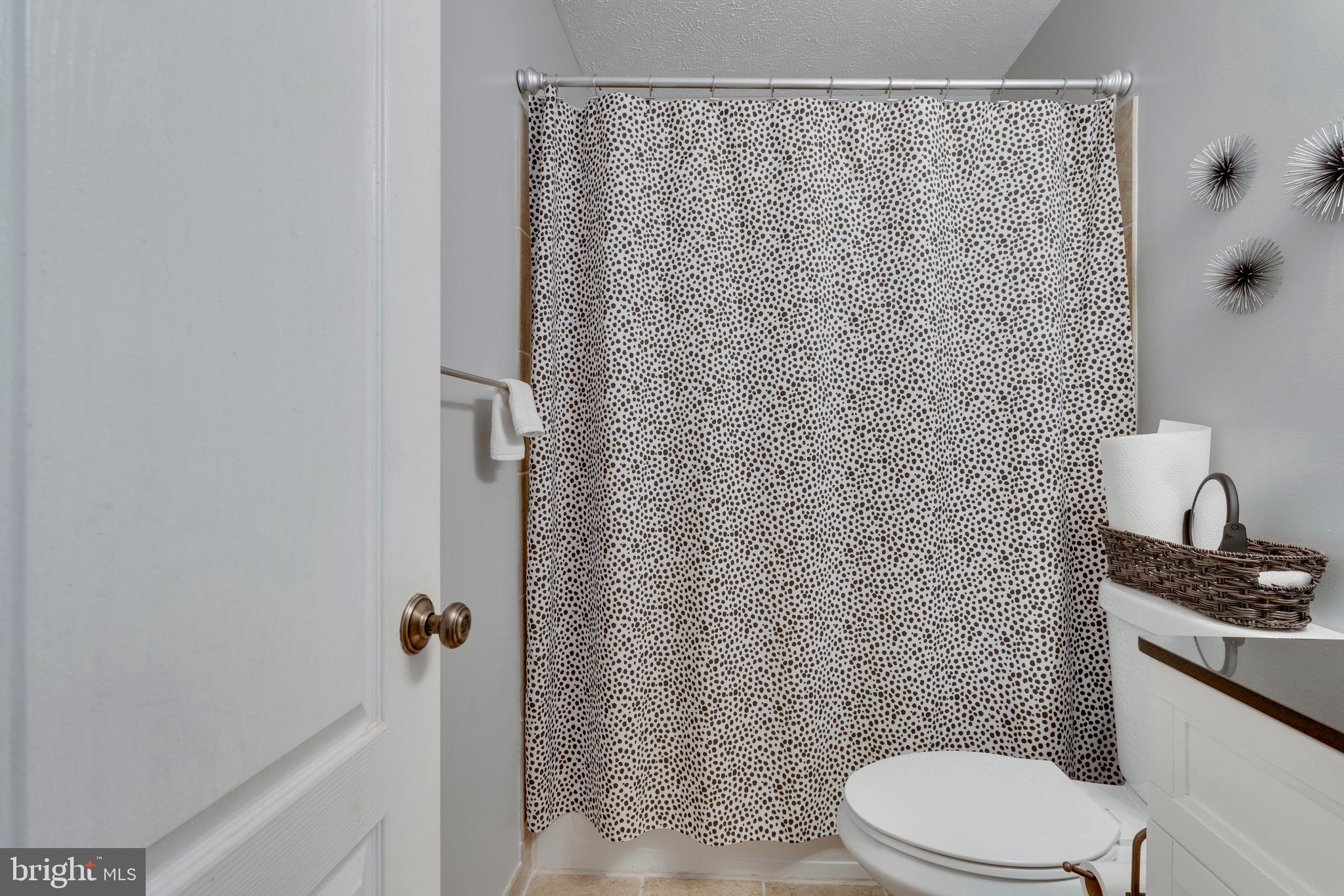 SOUTH HAMPTON - Residential