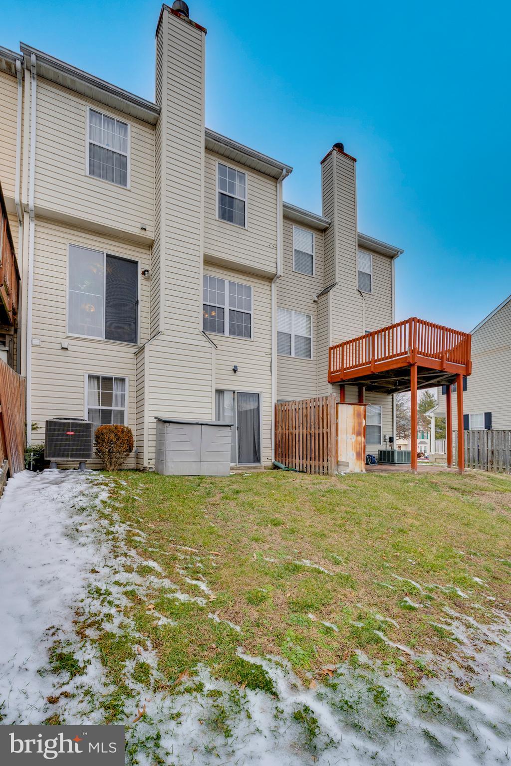 SOUTH HAMPTON - Residential