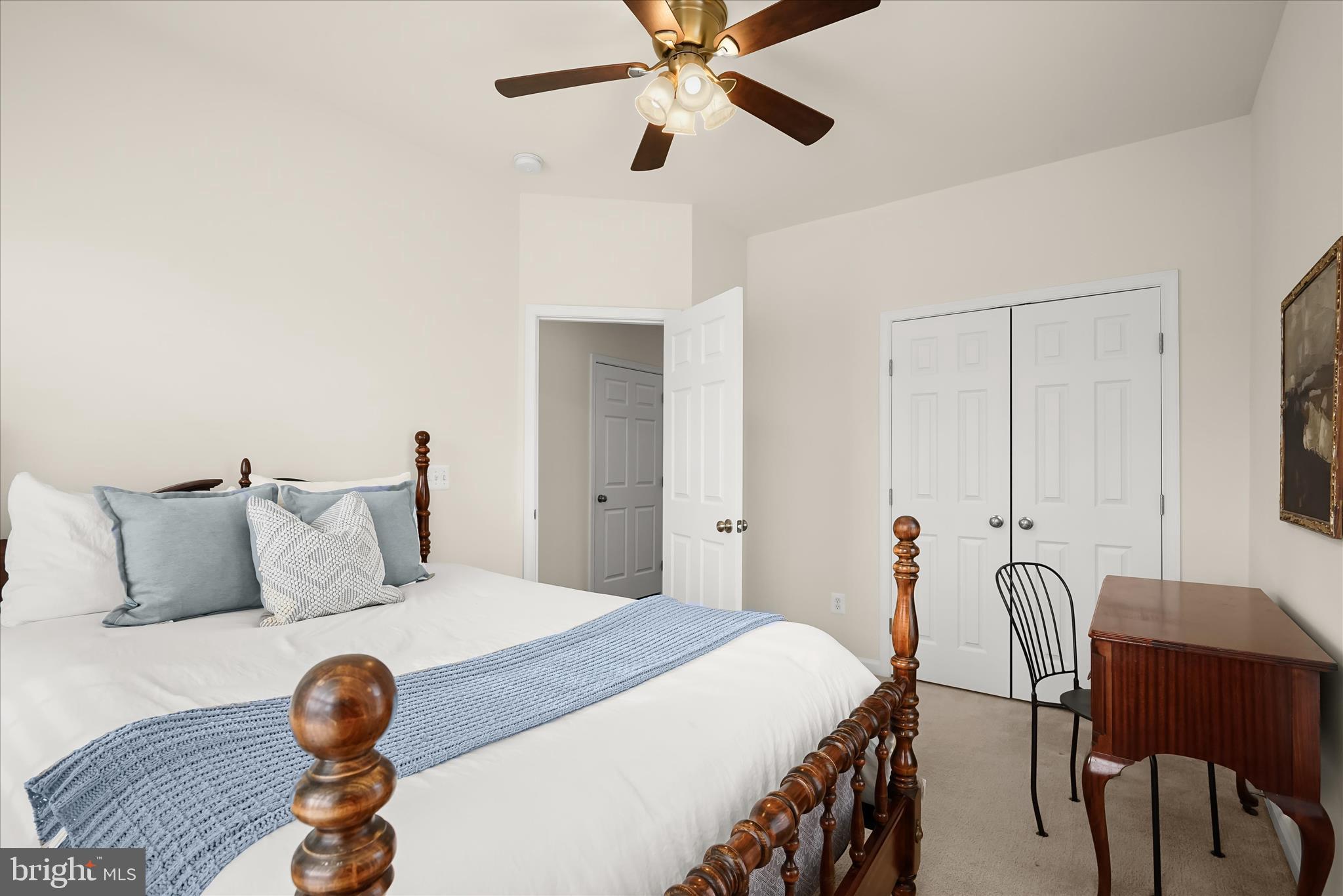 MAYFAIR - Residential