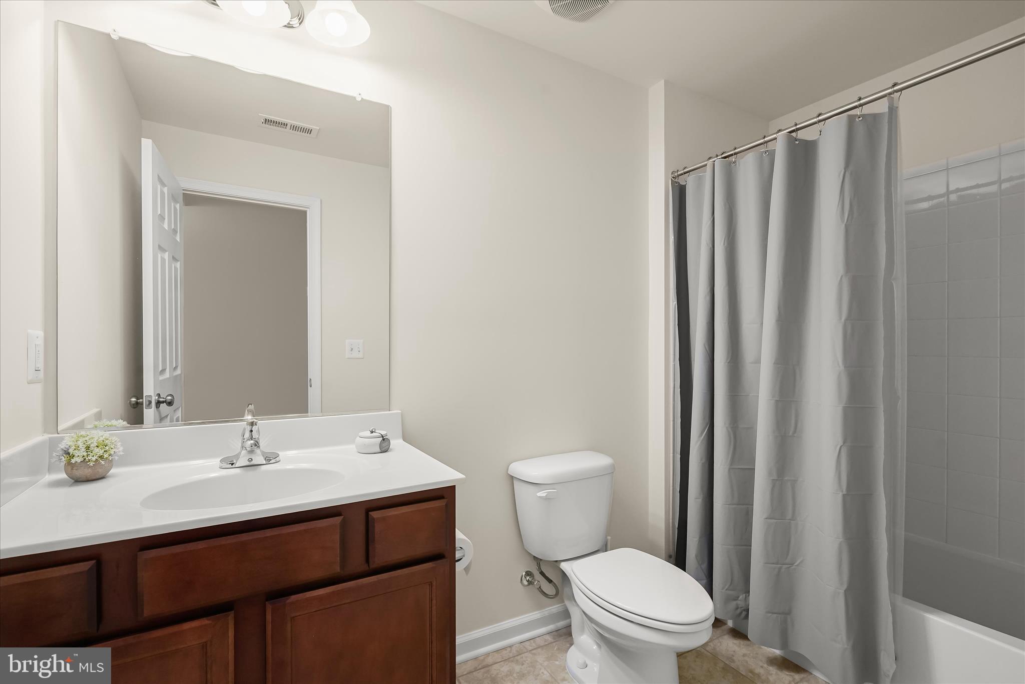 MAYFAIR - Residential