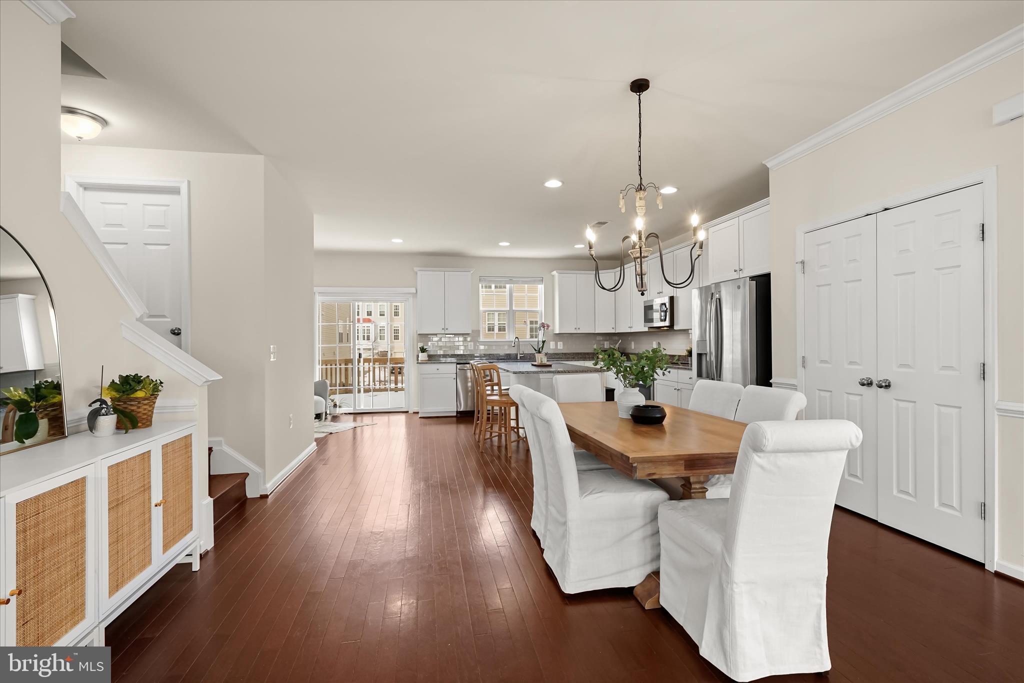 MAYFAIR - Residential