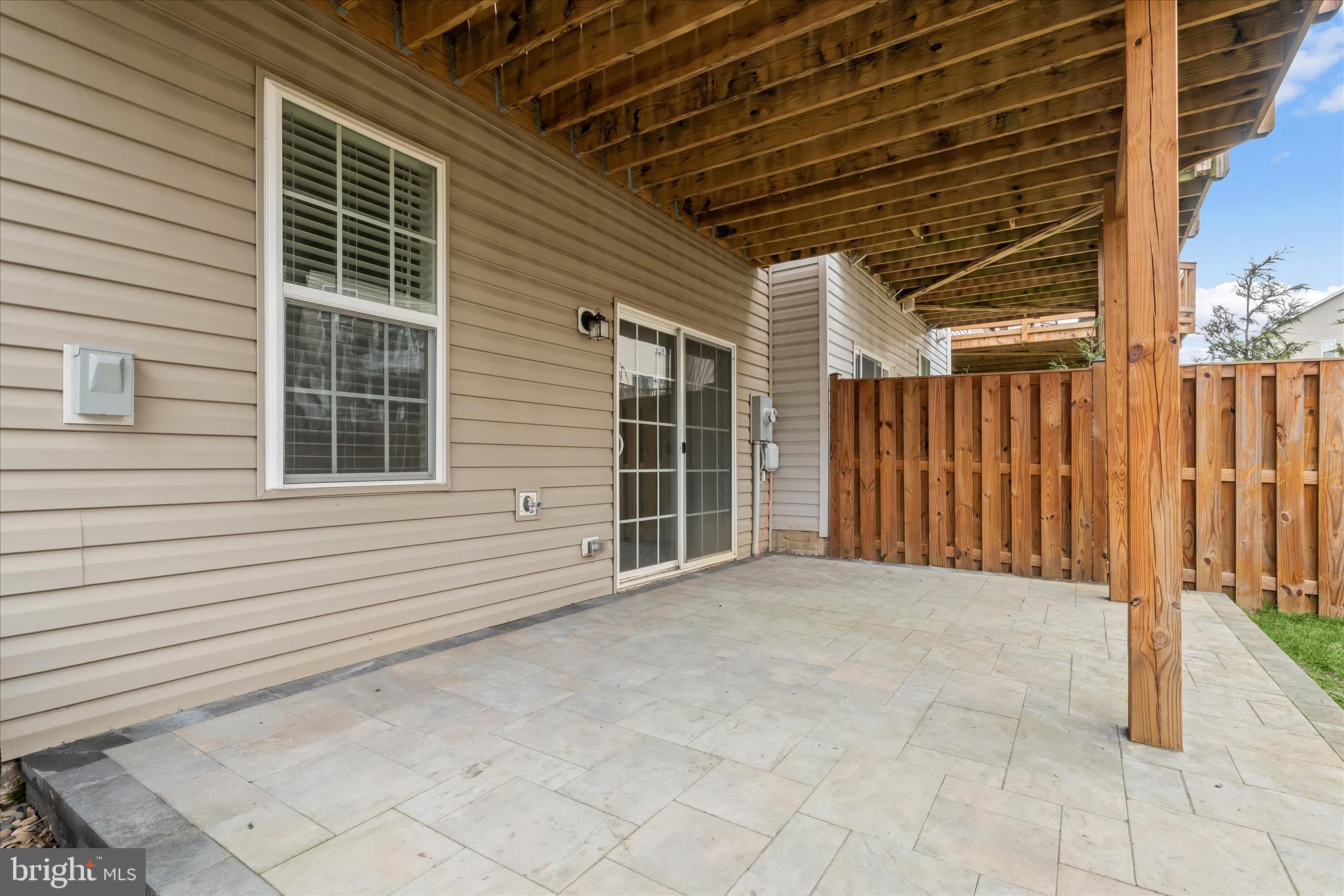 MAYFAIR - Residential