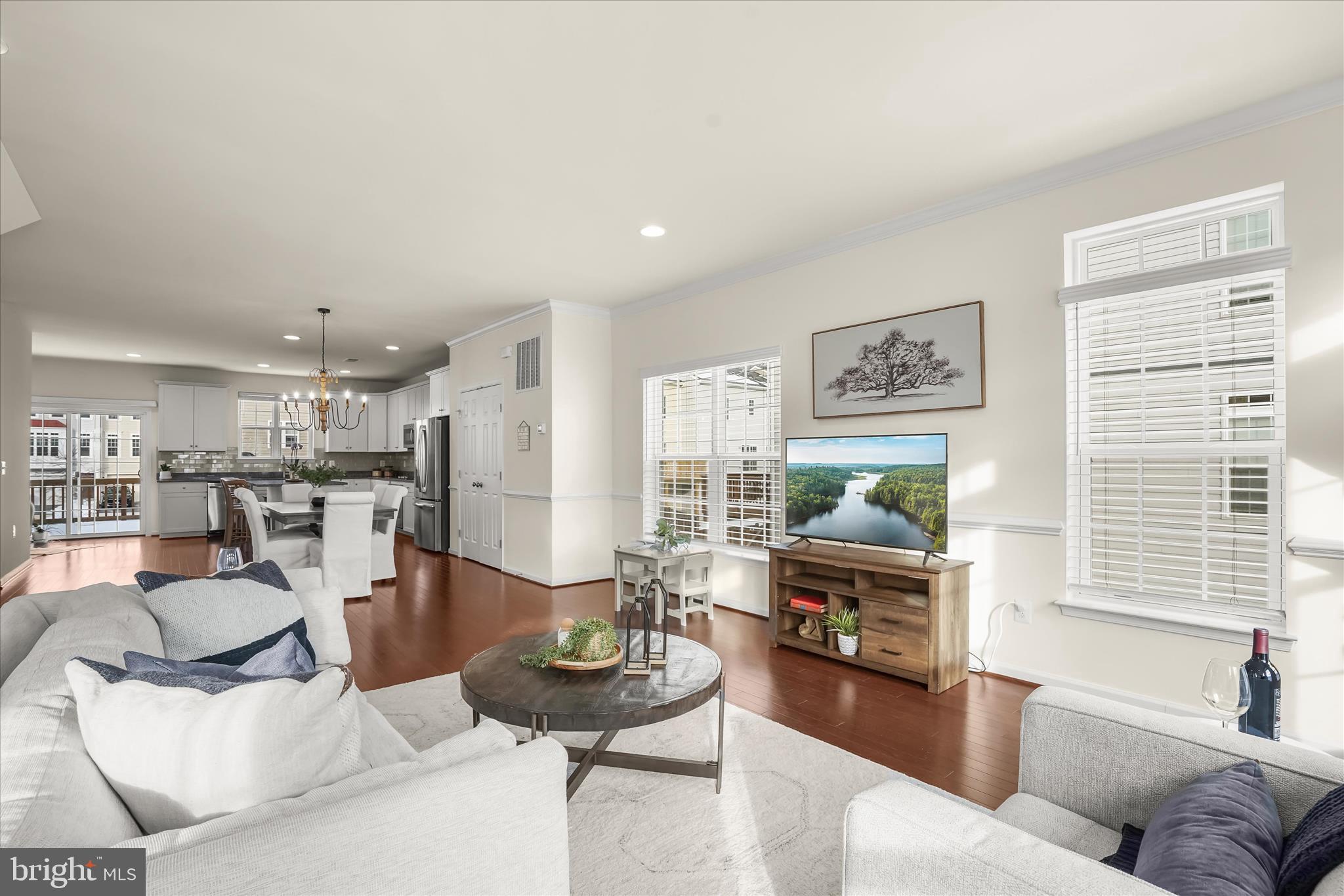 MAYFAIR - Residential