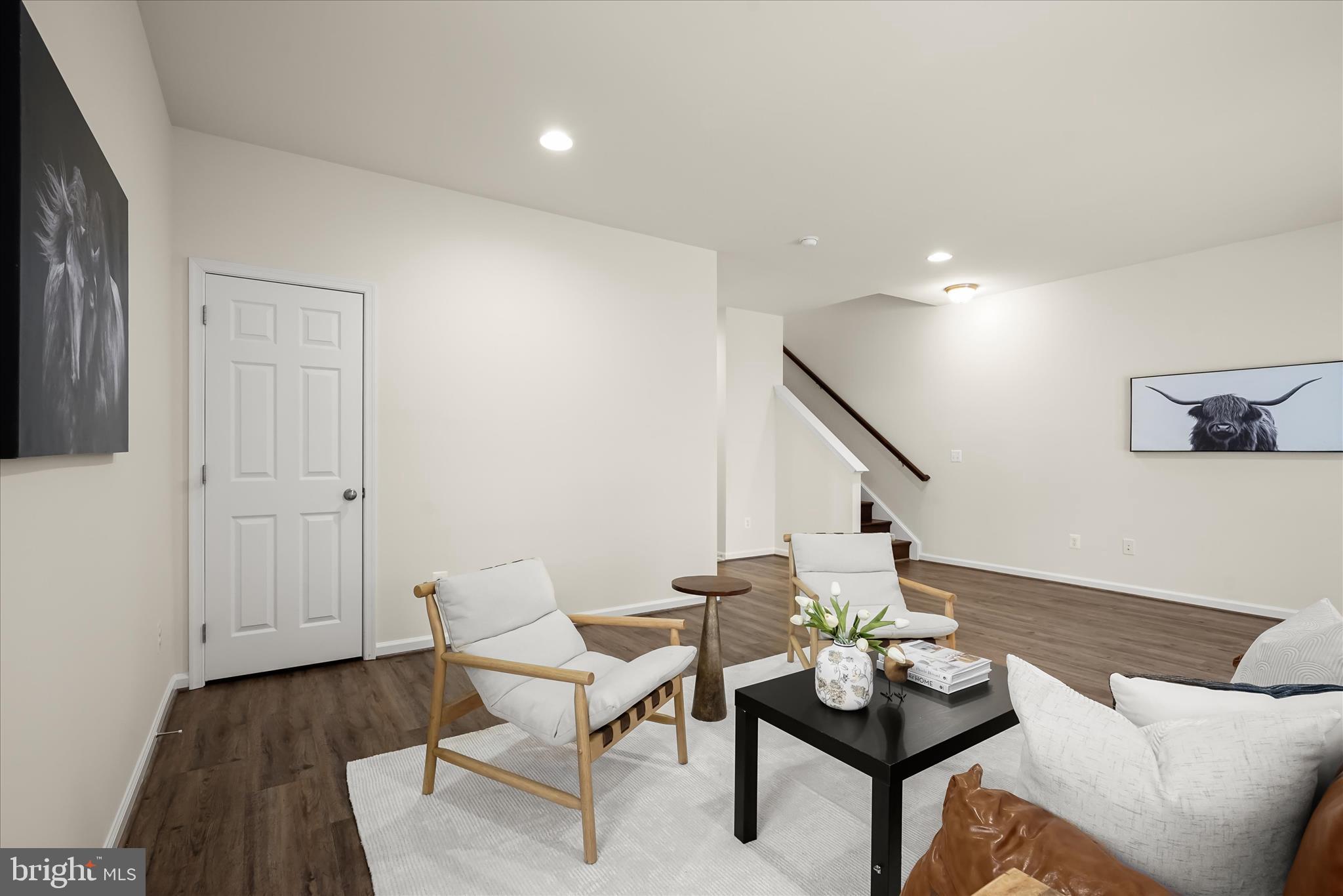 MAYFAIR - Residential