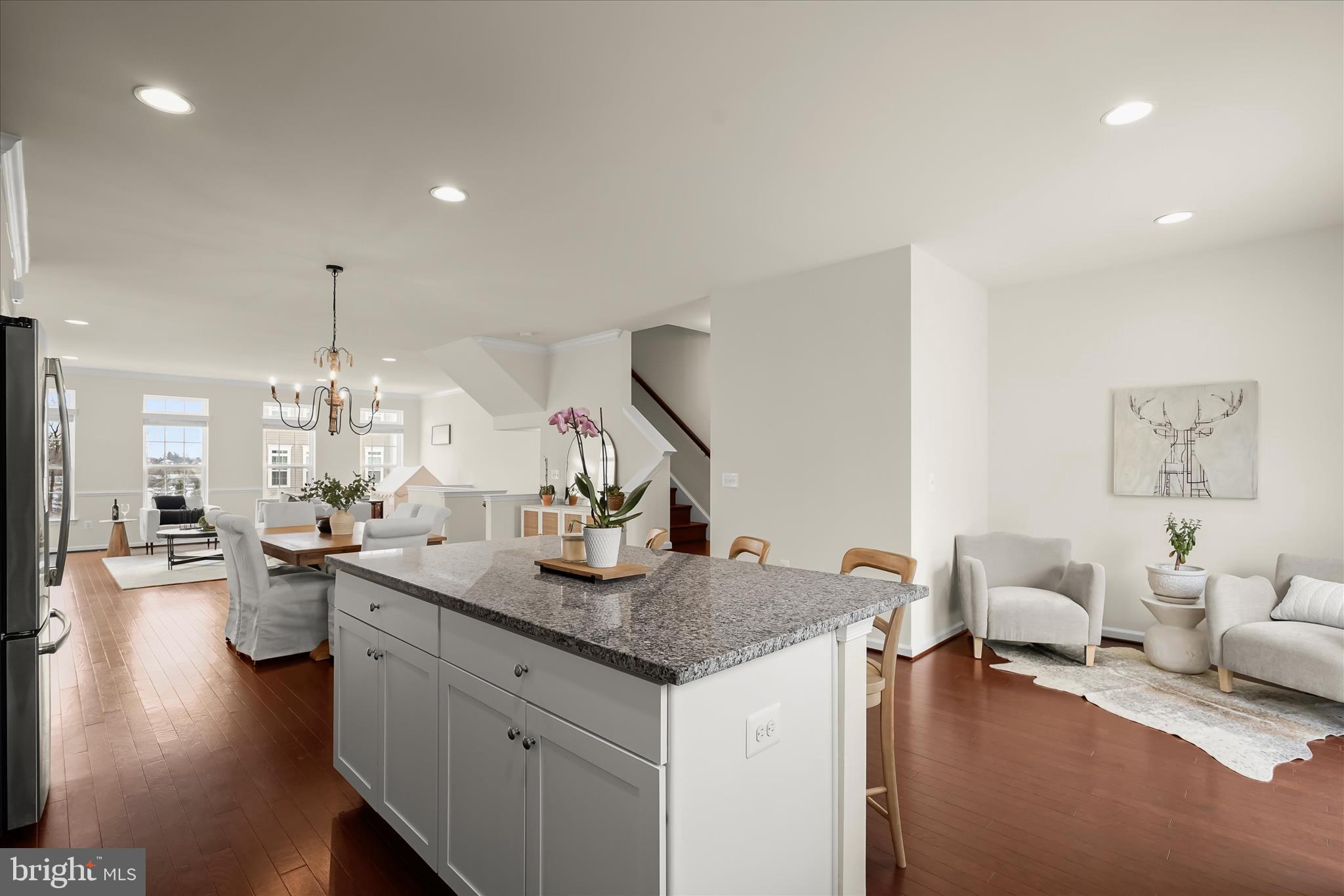 MAYFAIR - Residential