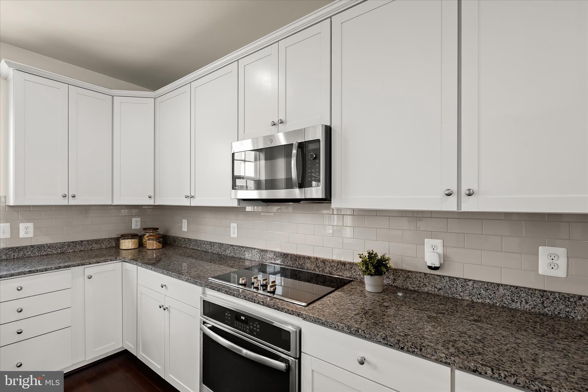 MAYFAIR - Residential