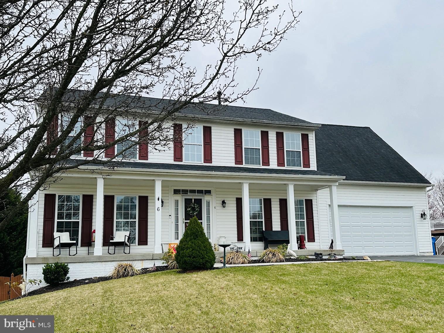 6 SAINT RENE LANE