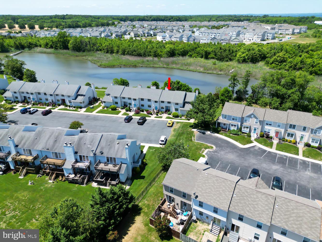 THOMPSON CREEK CONDOS - Residential