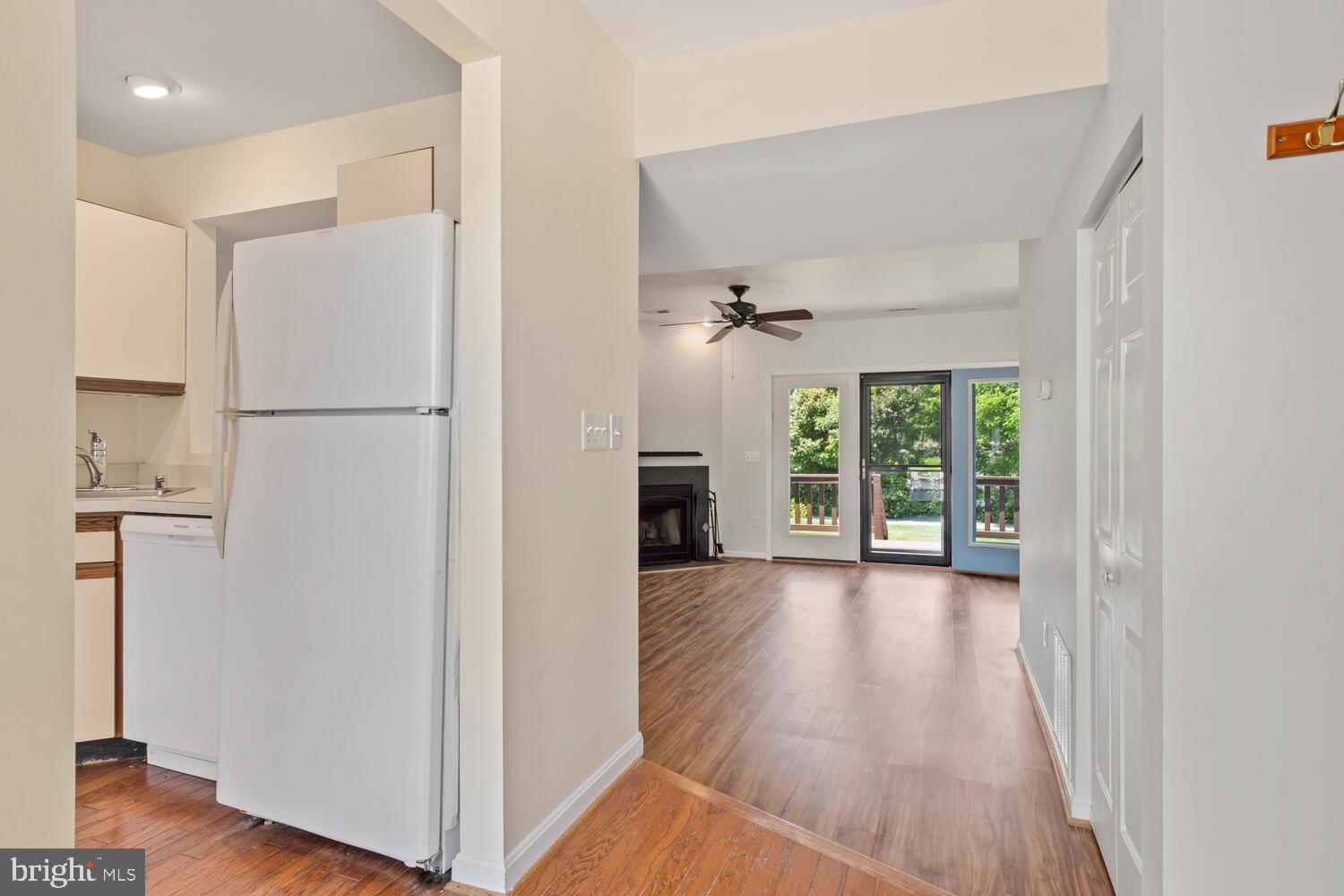 THOMPSON CREEK CONDOS - Residential