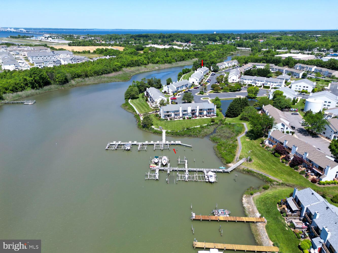 THOMPSON CREEK CONDOS - Residential