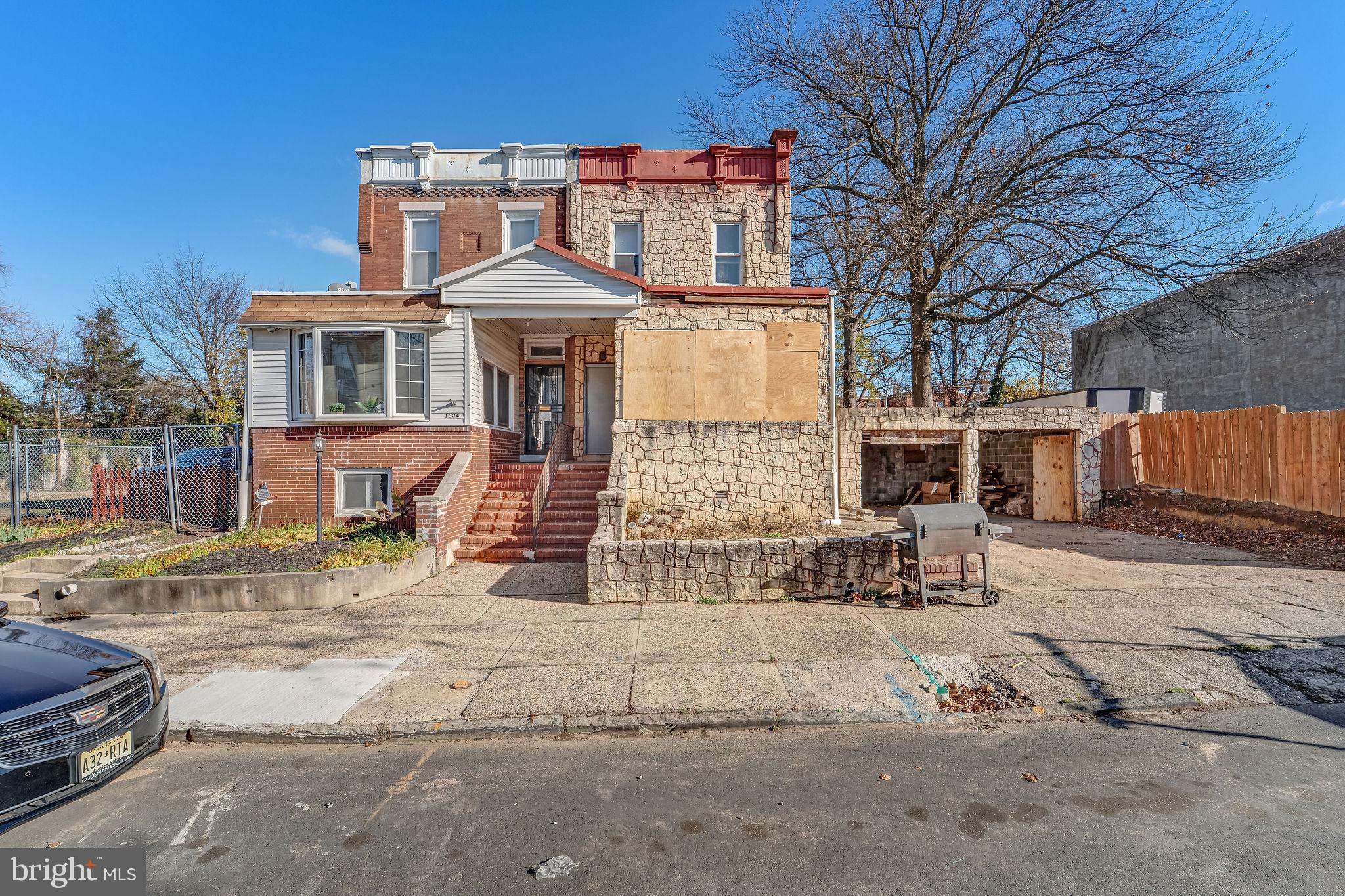 1326 PRINCESS AVENUE