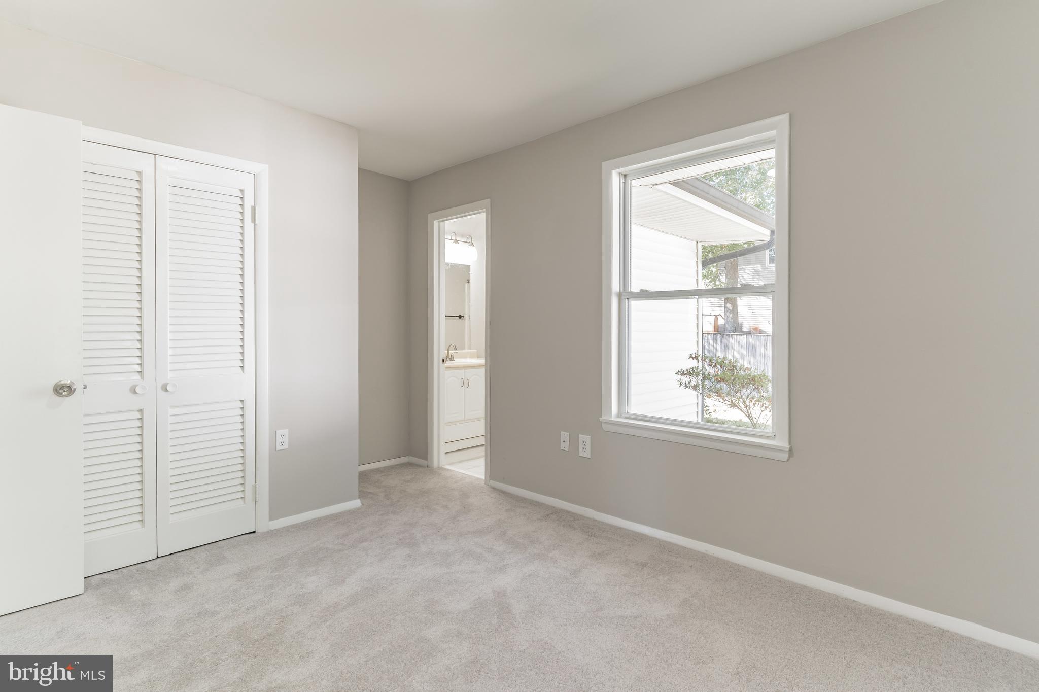 ST CHARLES - CARRINGTON - Residential