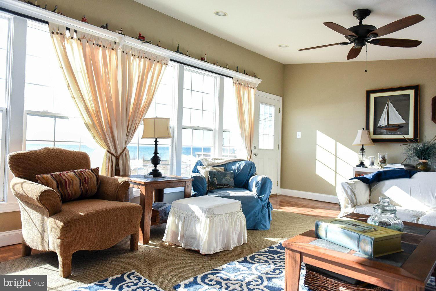 CORNFIELD HARBOR - Residential