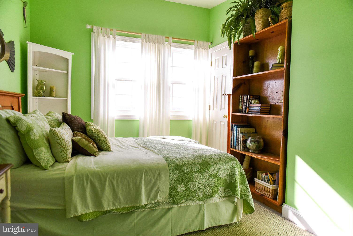 CORNFIELD HARBOR - Residential