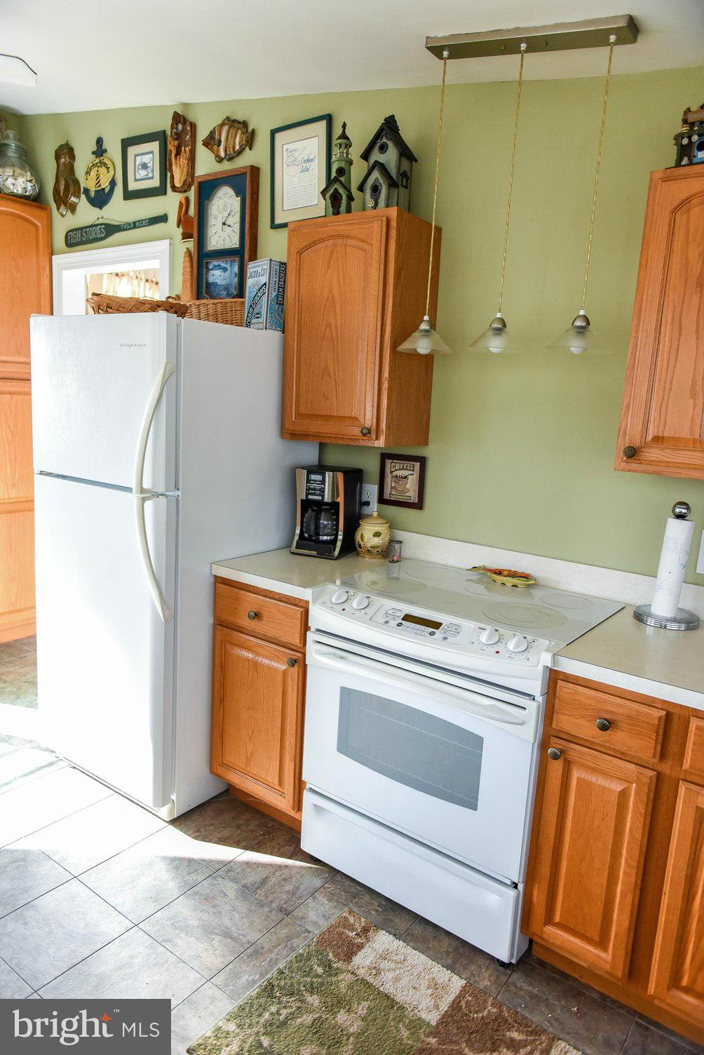 CORNFIELD HARBOR - Residential