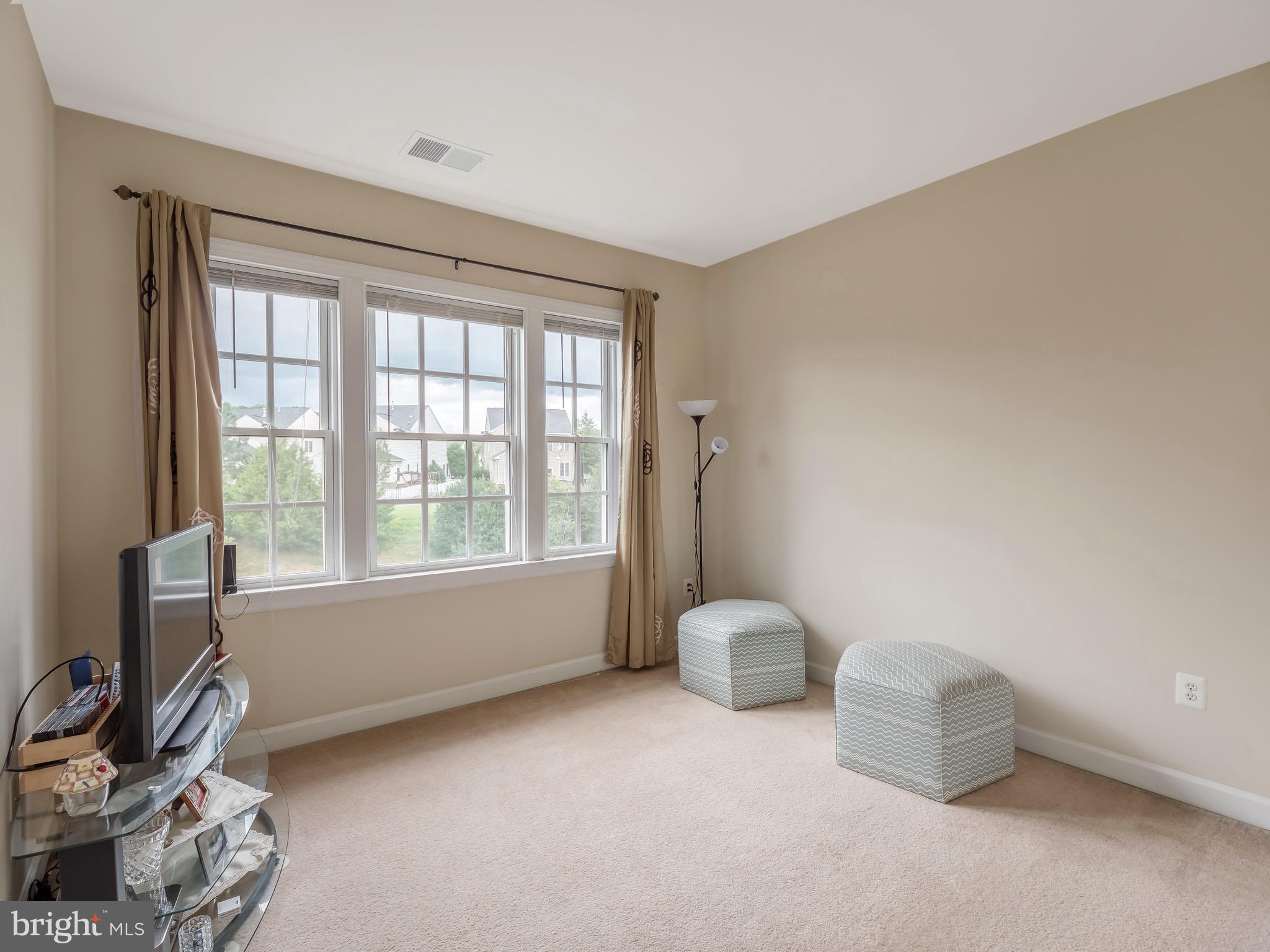 NEW BRISTOW VILLAGE - Residential