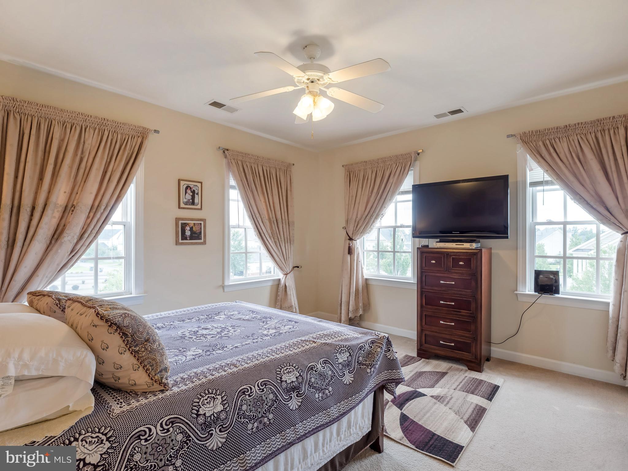 NEW BRISTOW VILLAGE - Residential